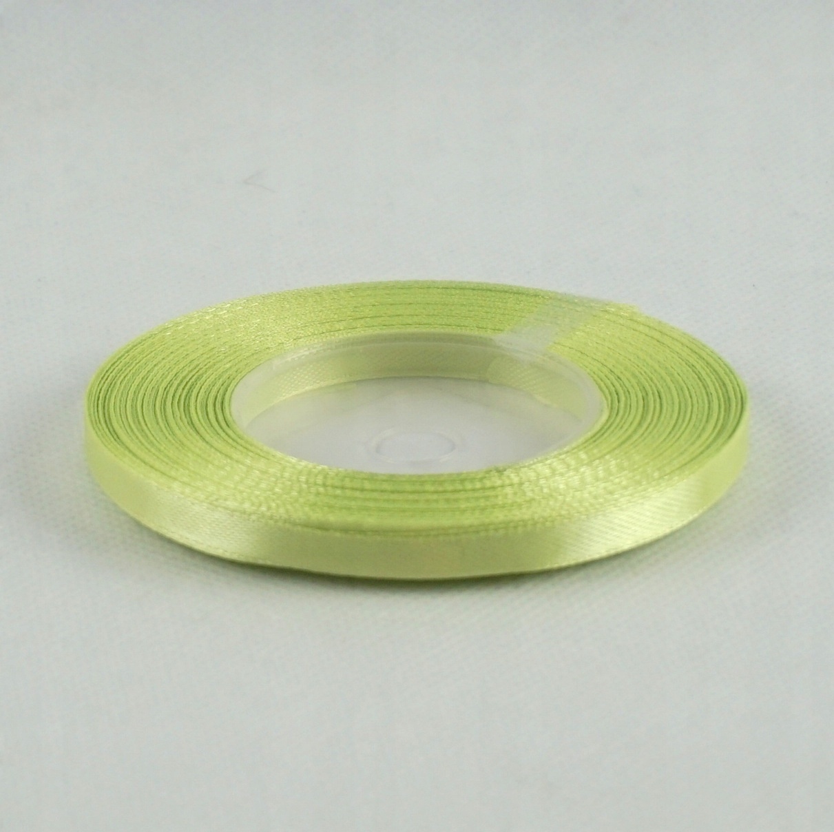 

Taśma atłasowa 6mm/32m Blada Zieleń