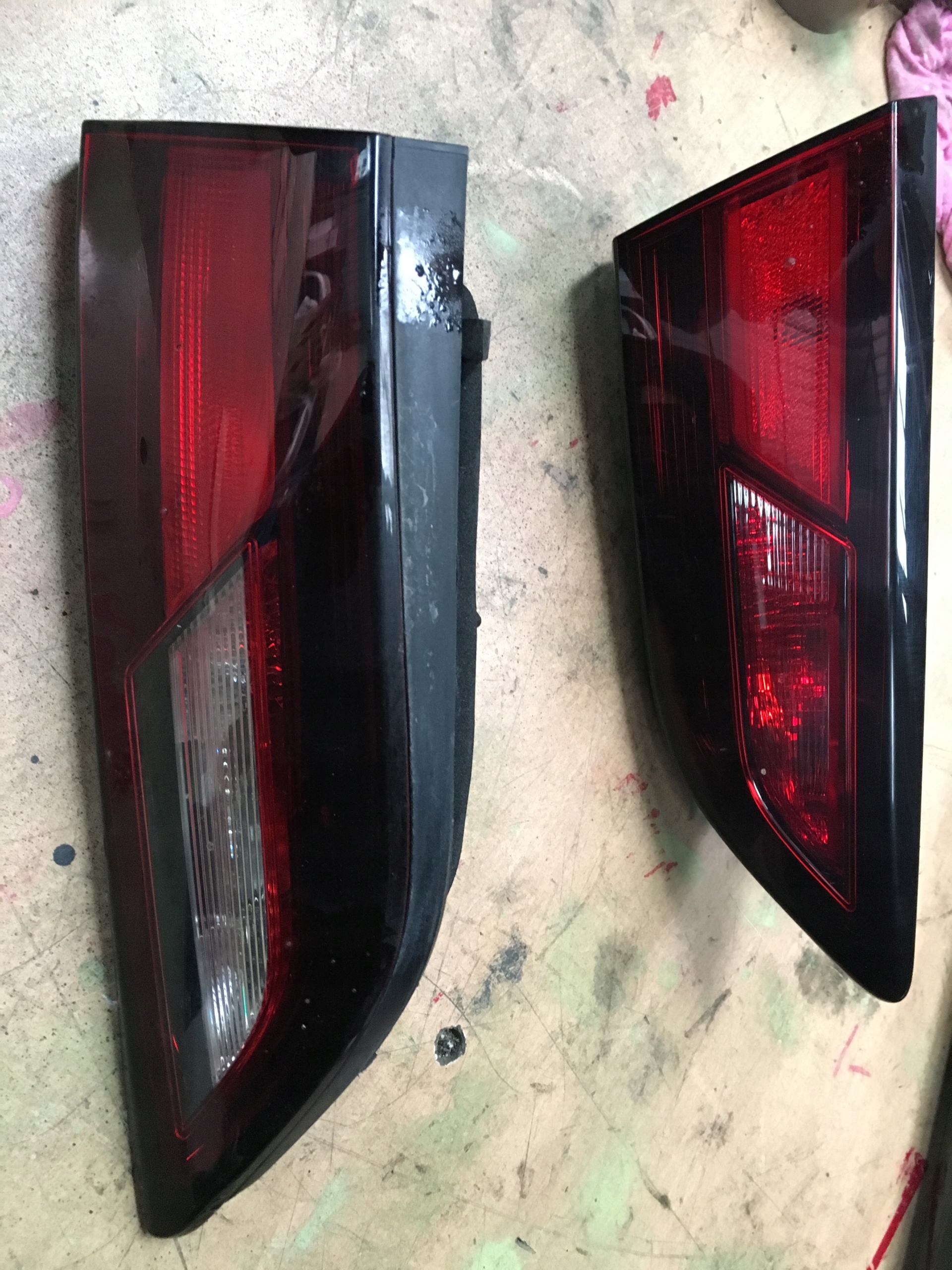 opel ASTRA K V HB фонарь правый 39032989