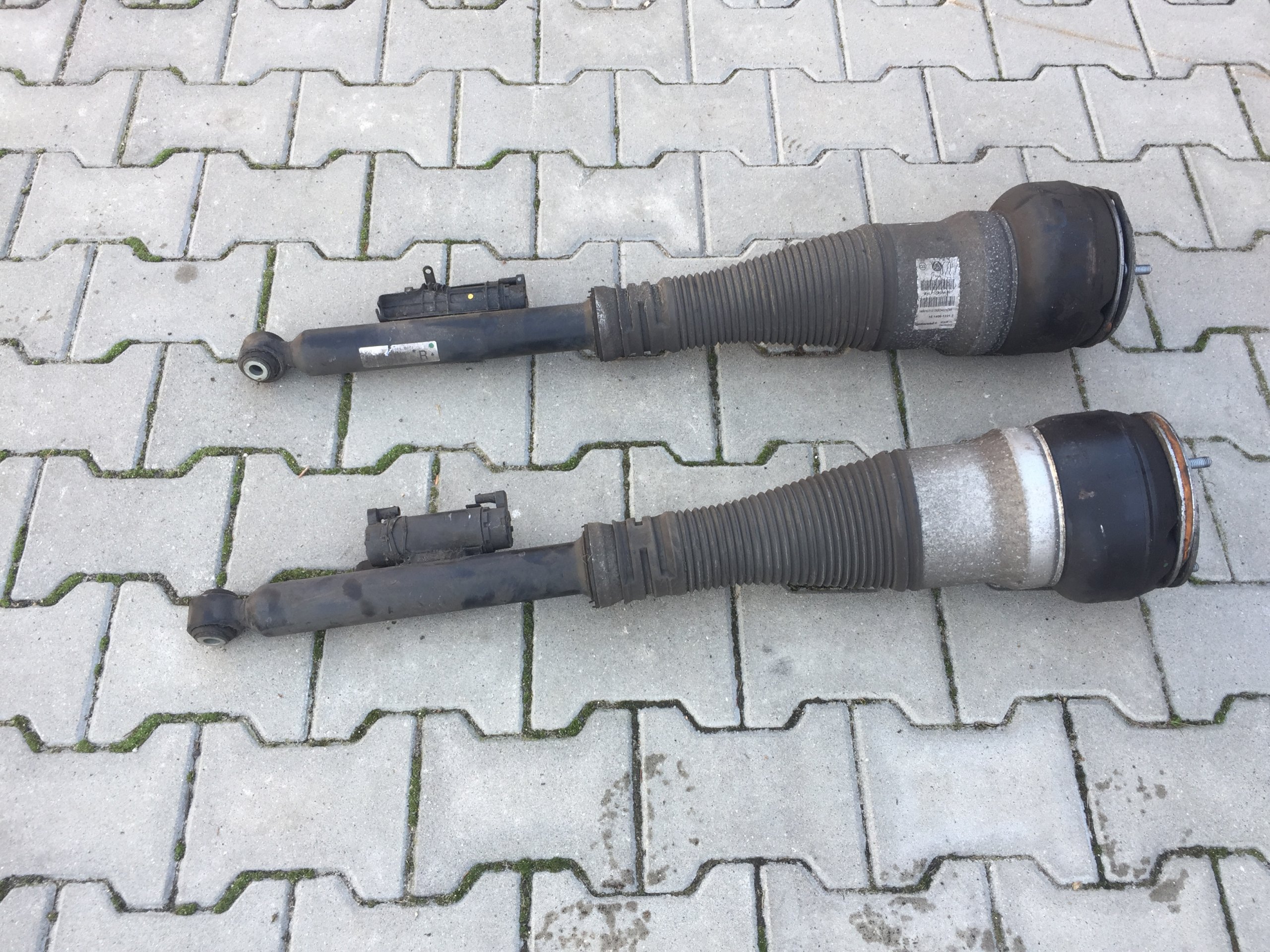 MERCEDES 222 4-MATIC ЗАДНІЙ АМОРТИЗАТОР