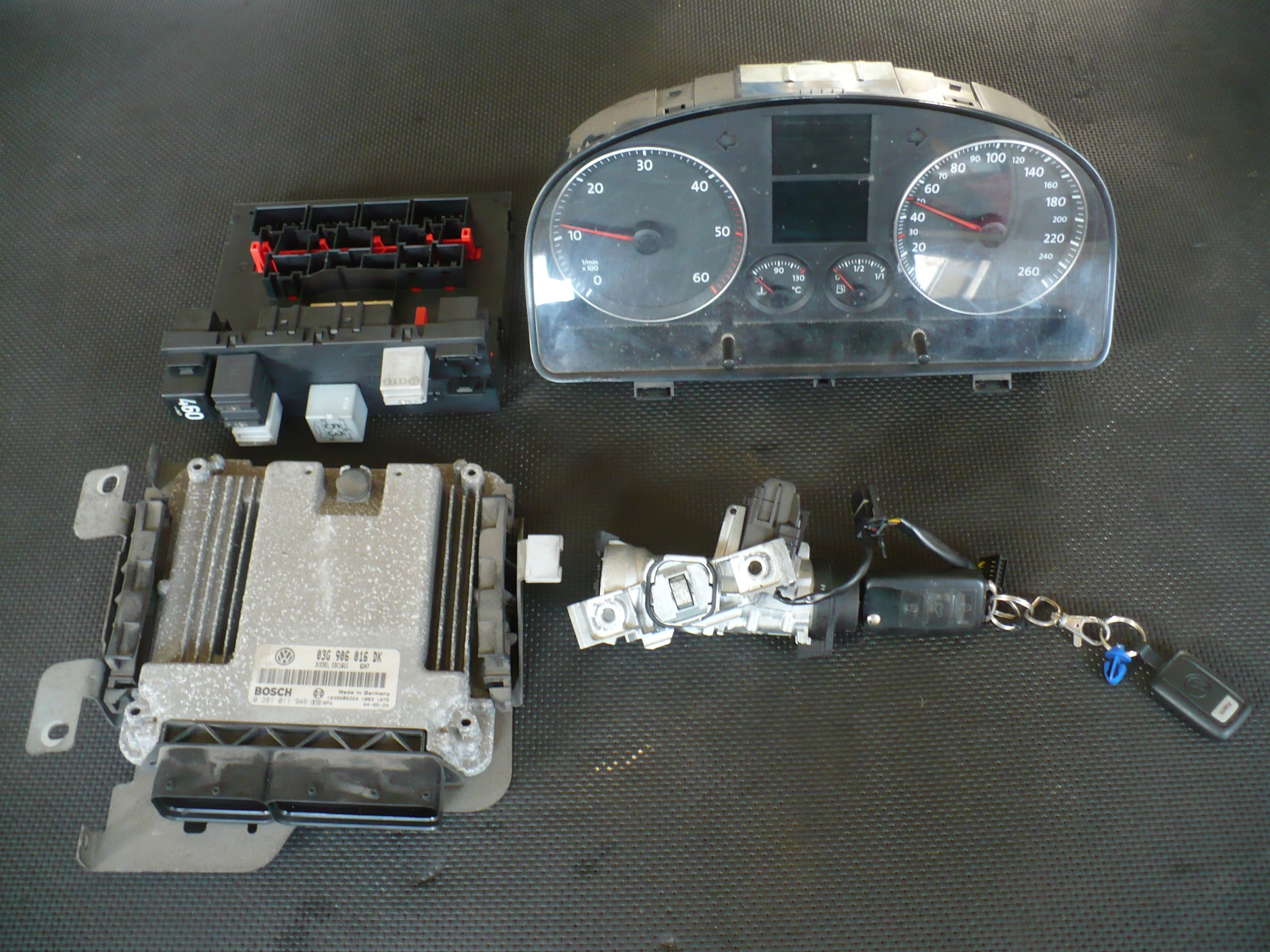 ZESTAW STARTOWY VW TOURAN 1.9TDI