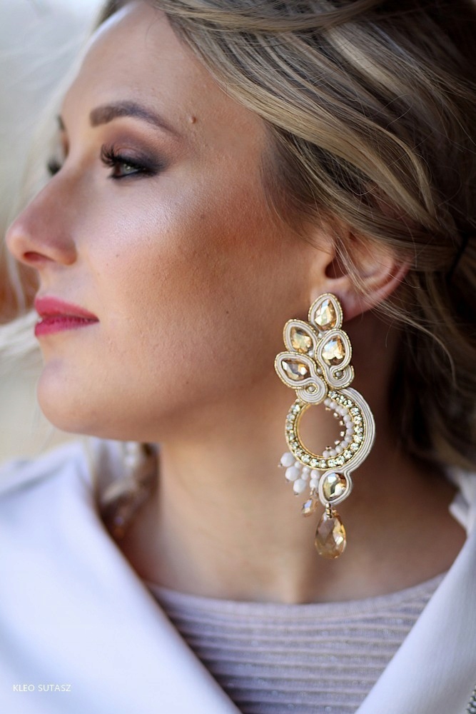 PIĘKNE KOLCZYKI ŚLUBNE SZAMPANOWE ZŁOTE ECRU 11 CM Rodzaj zapięcia sztyft