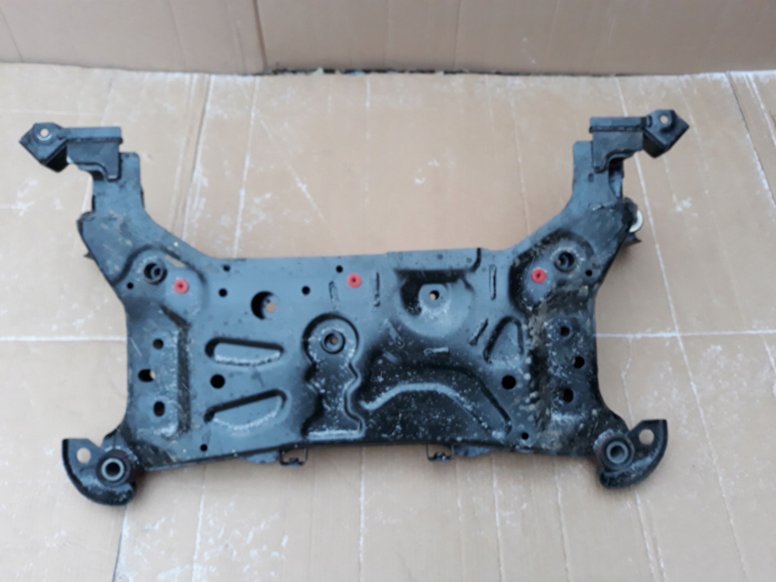 FORD KUGA MK2-САНИ-ЛЮЛЬКА-ПЕРЕДНЯ-18R !