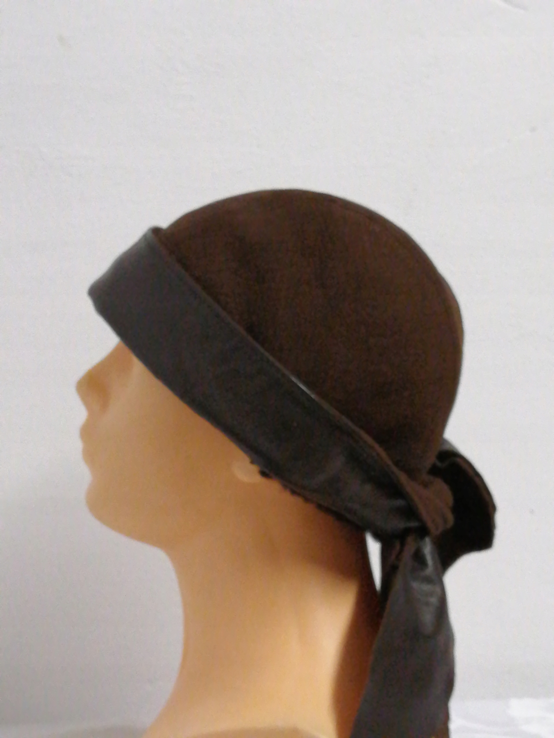 CZAPKA BANDANA ze skóry