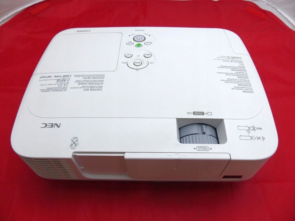 PROJEKTOR RZUTNIK NEC M230X HDMI XBOX PS4 TV KINO EAN (GTIN) 5028695608290