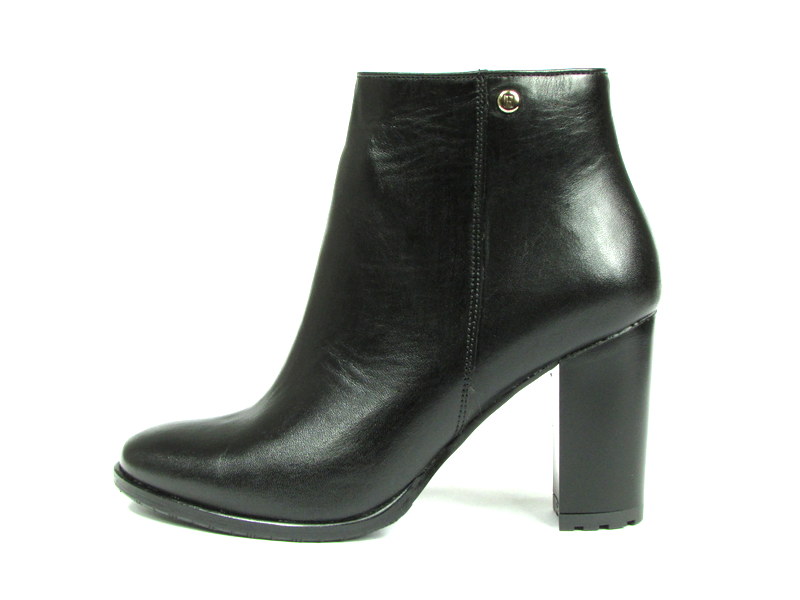 

Botki Na Słupku 8,5cm Skóra Naturalna (400) 40