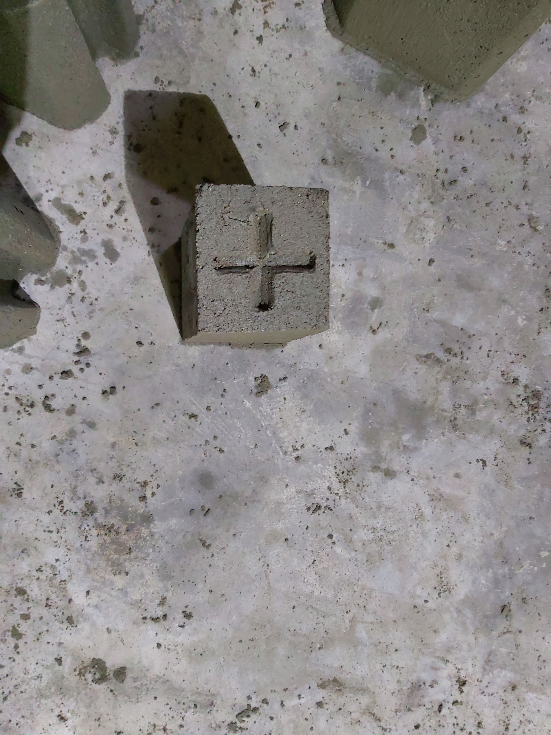 Słupek graniczny , słupek geodezyjny , producent