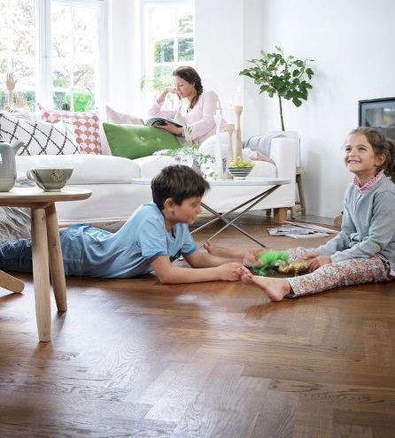 Bona WOOD FLOOR CLEANER uzupełniacz spray mop 4 L EAN (GTIN) 7312799948405