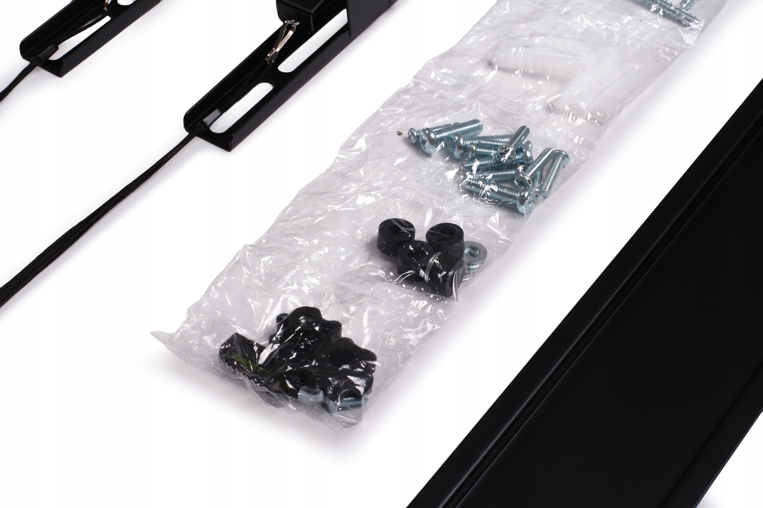 UCHWYT WIESZAK Telewizora VESA 800 /45kg / 32'-82' Marka Goldex