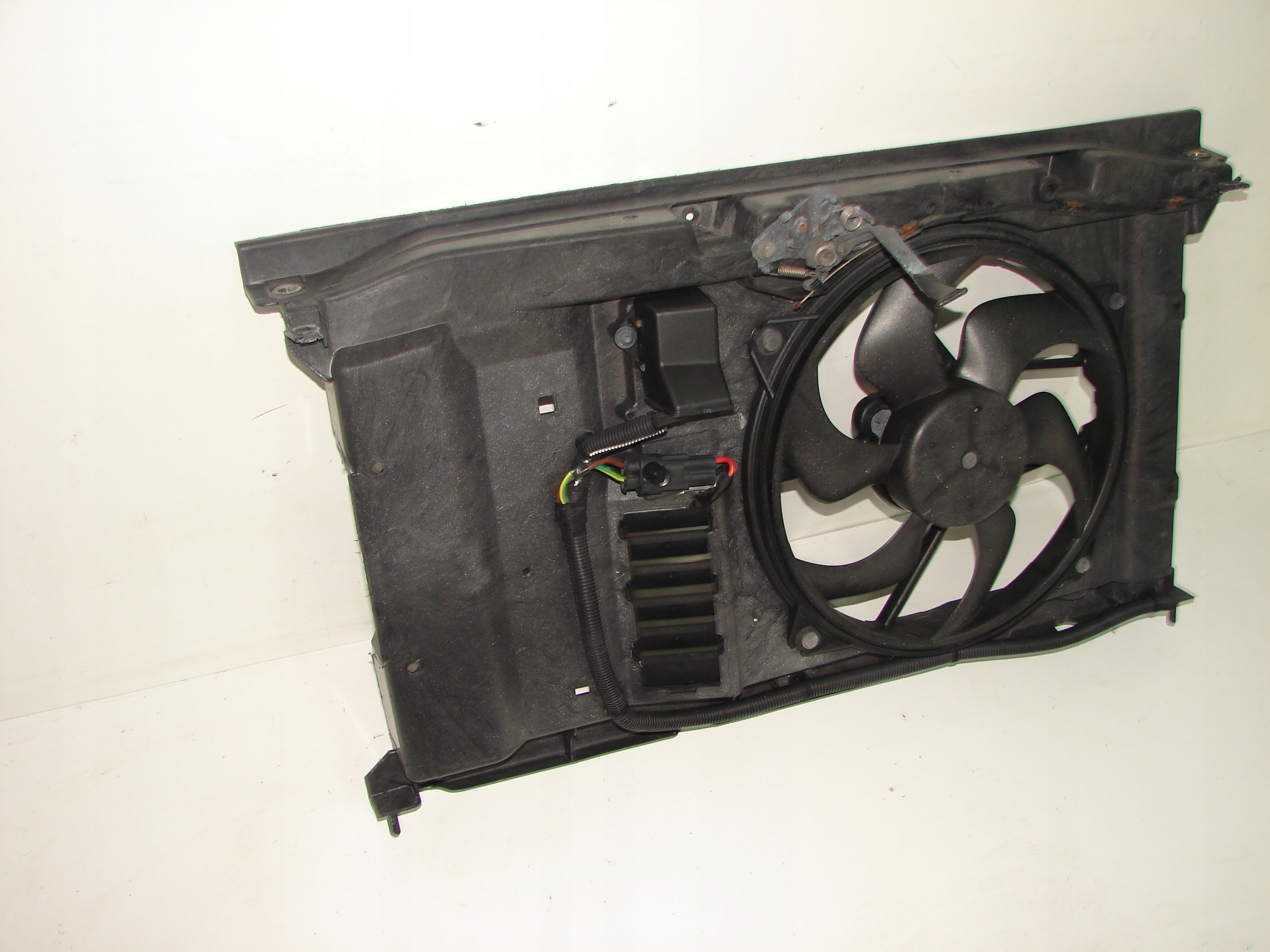 support panel for radiators front CITROEN C4 04- PEUGEOT 307 05