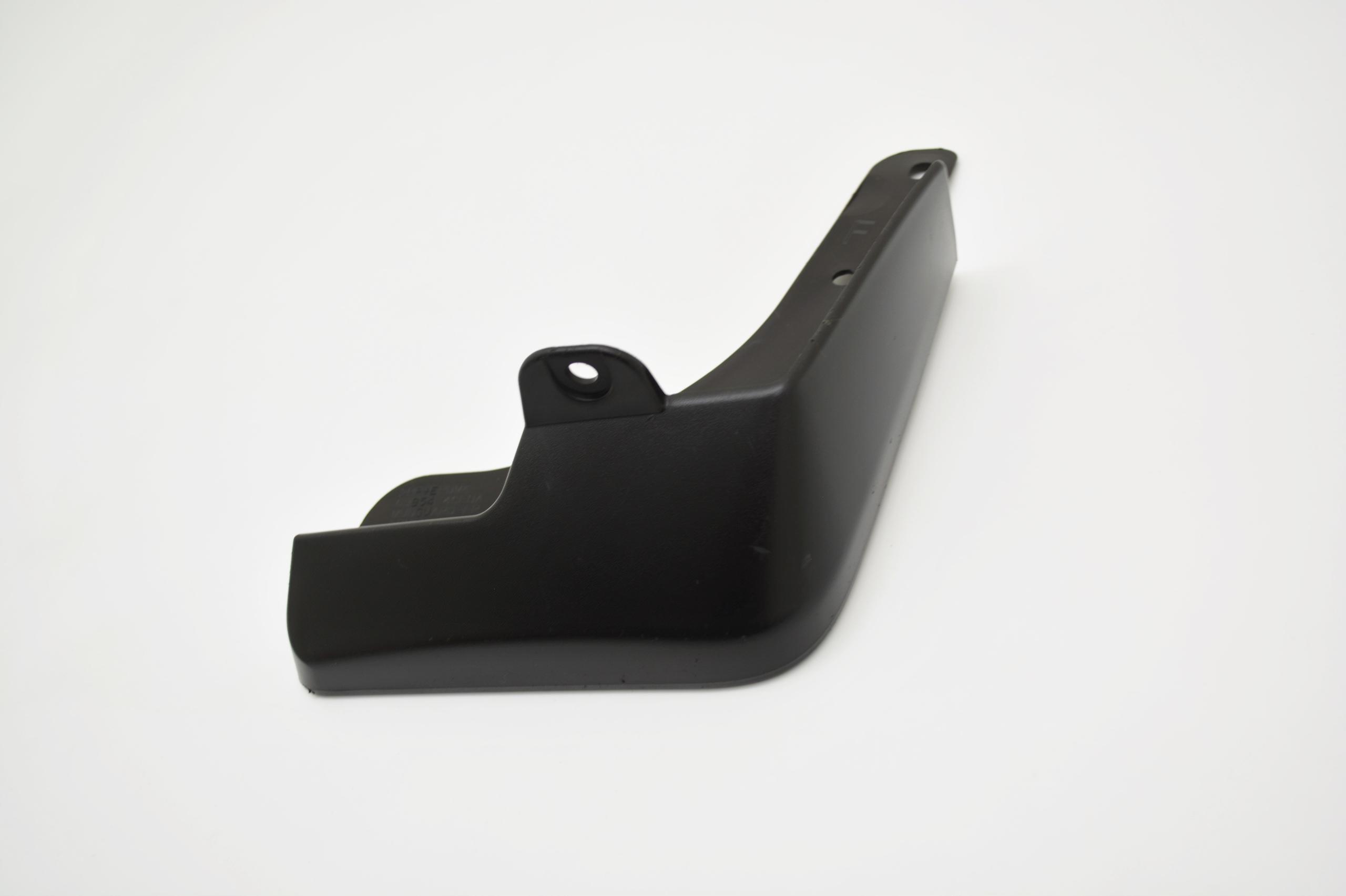 NISSAN X TRAIL T32 14-19 брызговик передний правый