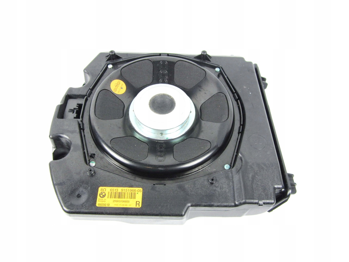 9241118 - Динамик сабвуфера правый Logic BMW F01 F02 9151966