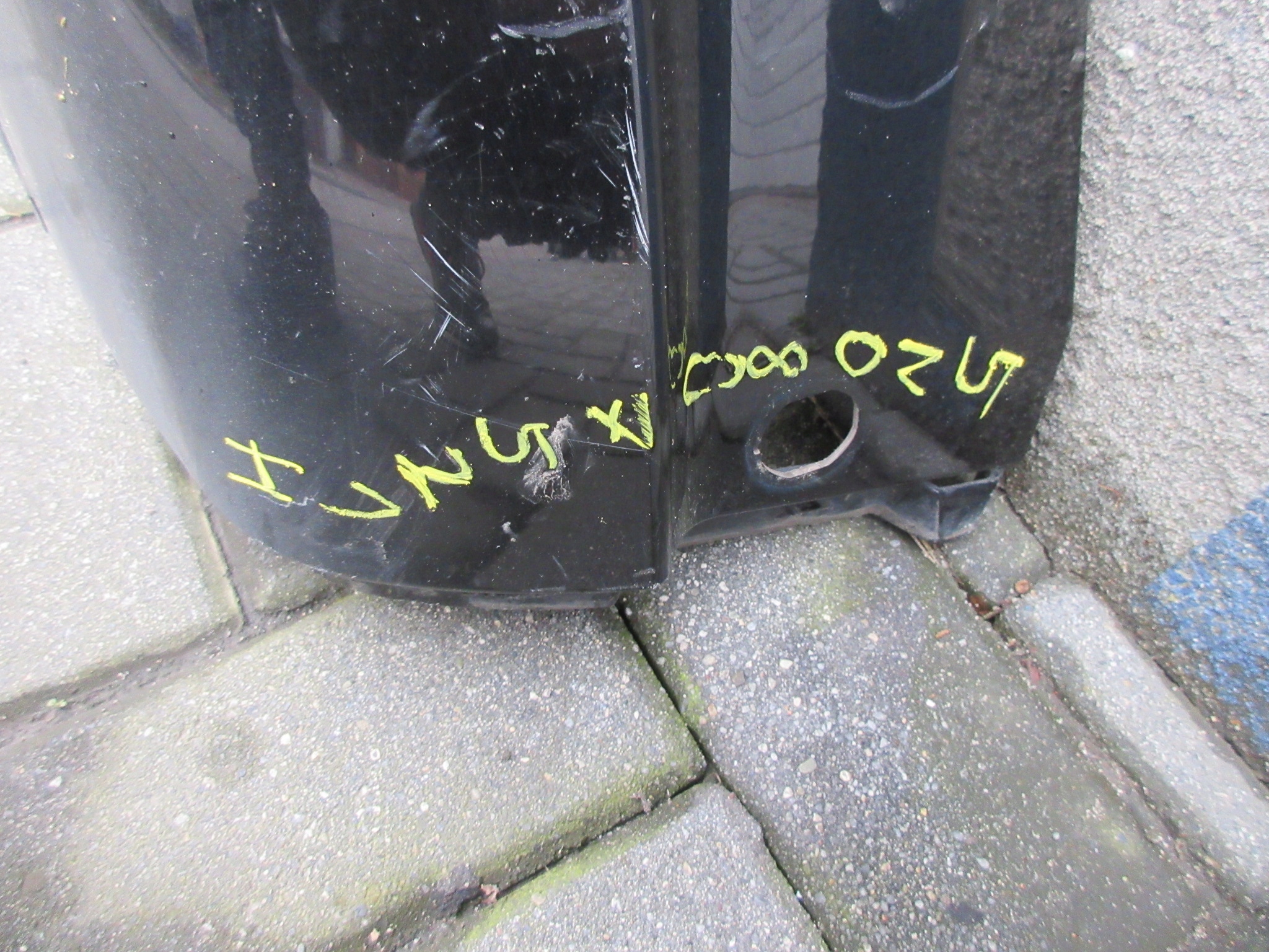 VW TIGUAN R-Line spoiler zderzak tył 5N0807521H Typ samochodu 4x4/SUV Samochody osobowe