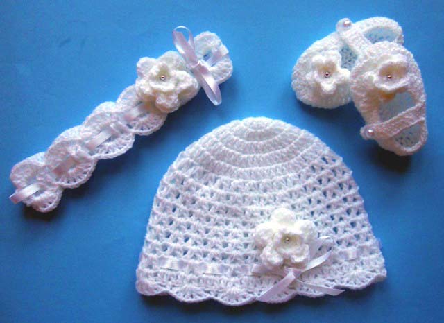 BUCIKI+CZAPECZKA+OPASKA chrzest WIOSNA sesja foto Kolor biały