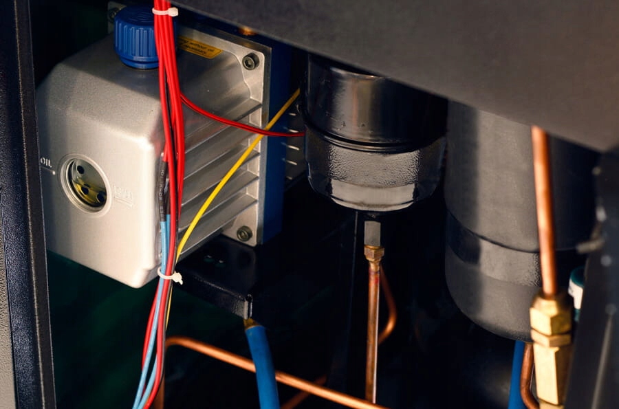 Полуавтоматическая станция кондиционирования воздуха AC500 J. польский