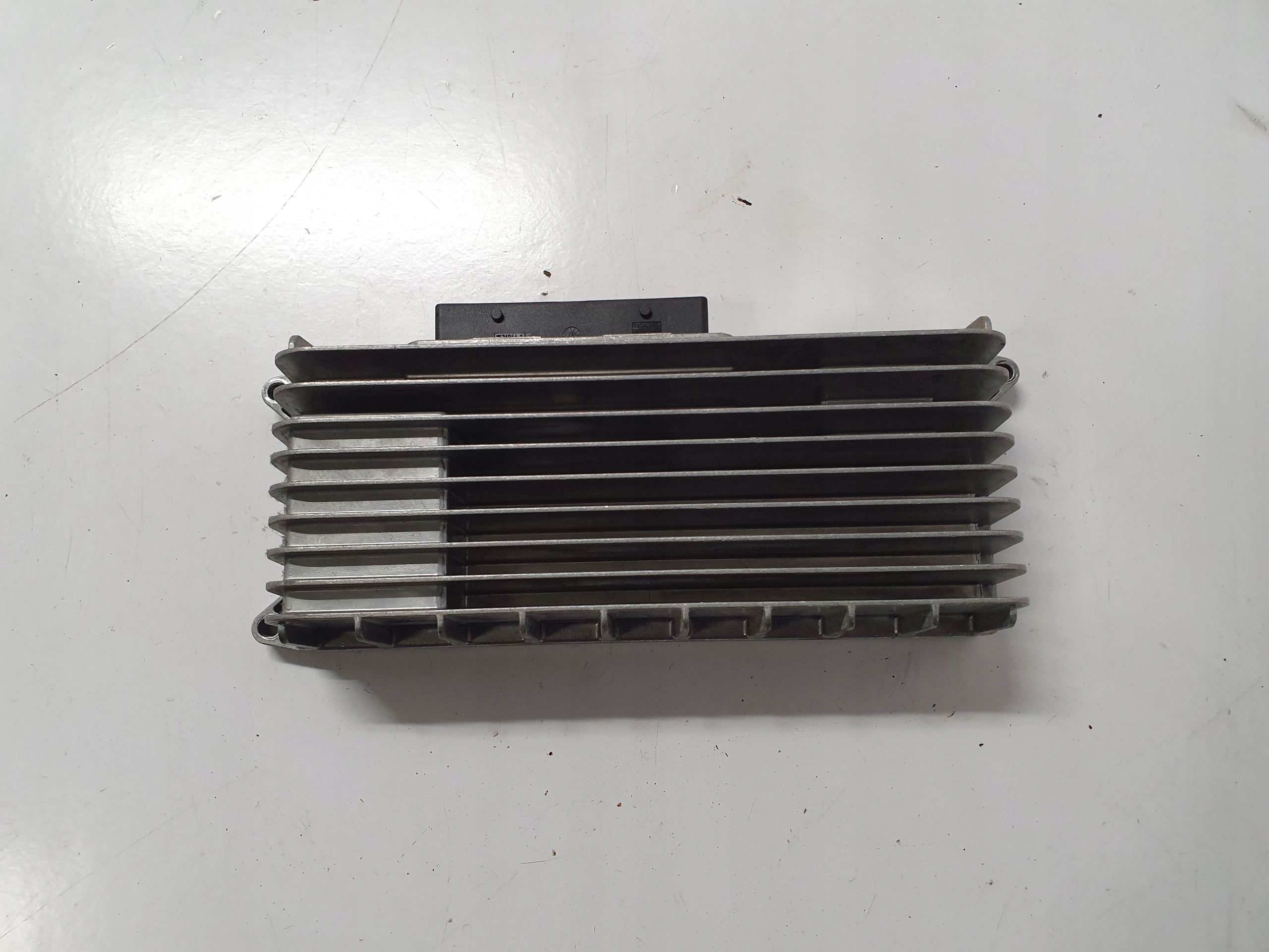 Усилитель динамика AUDI A6 C6 4F0910223H