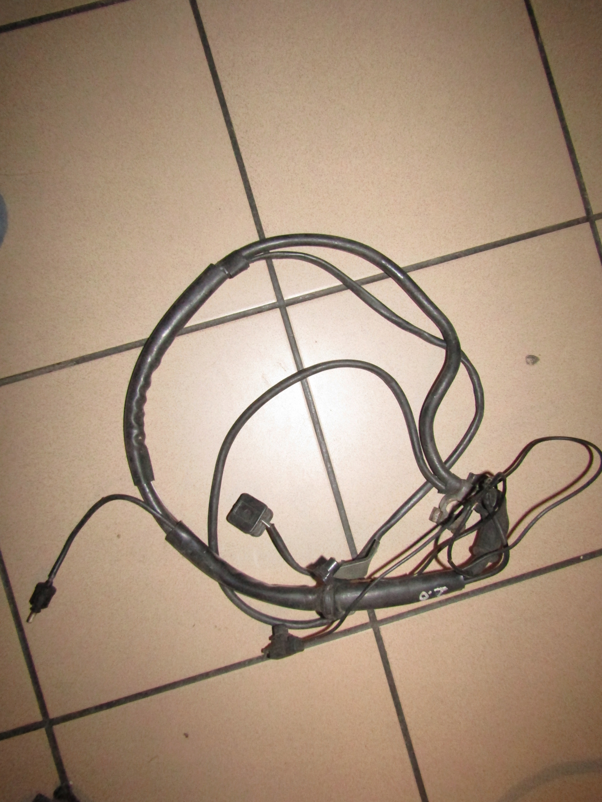 2015451830 - Джгут проводів кабель плюс KLEMA MERCEDES 190 W201 2.6 260E