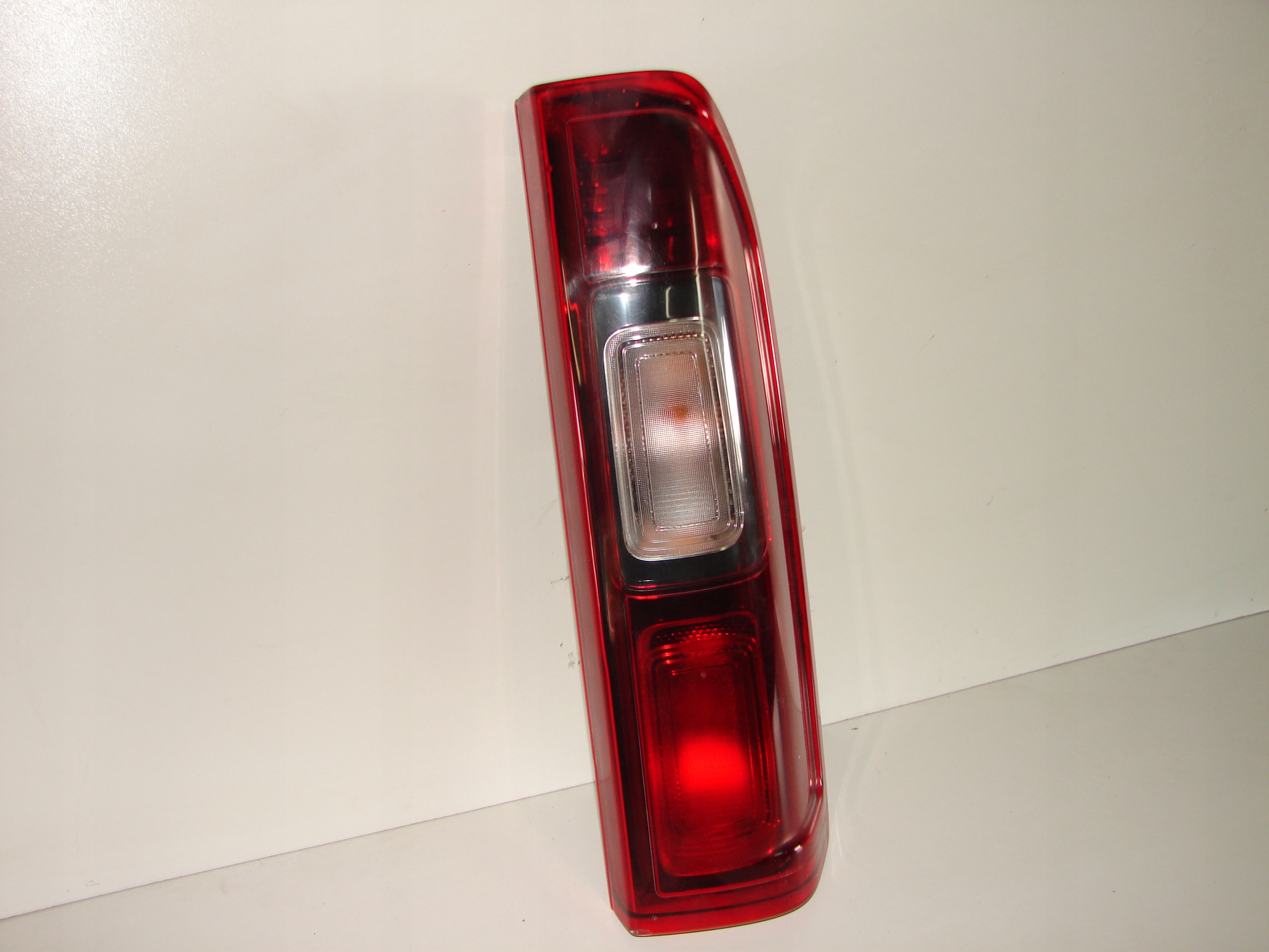 light rear rear part right RENAULT TRAFIC VIVARO 14