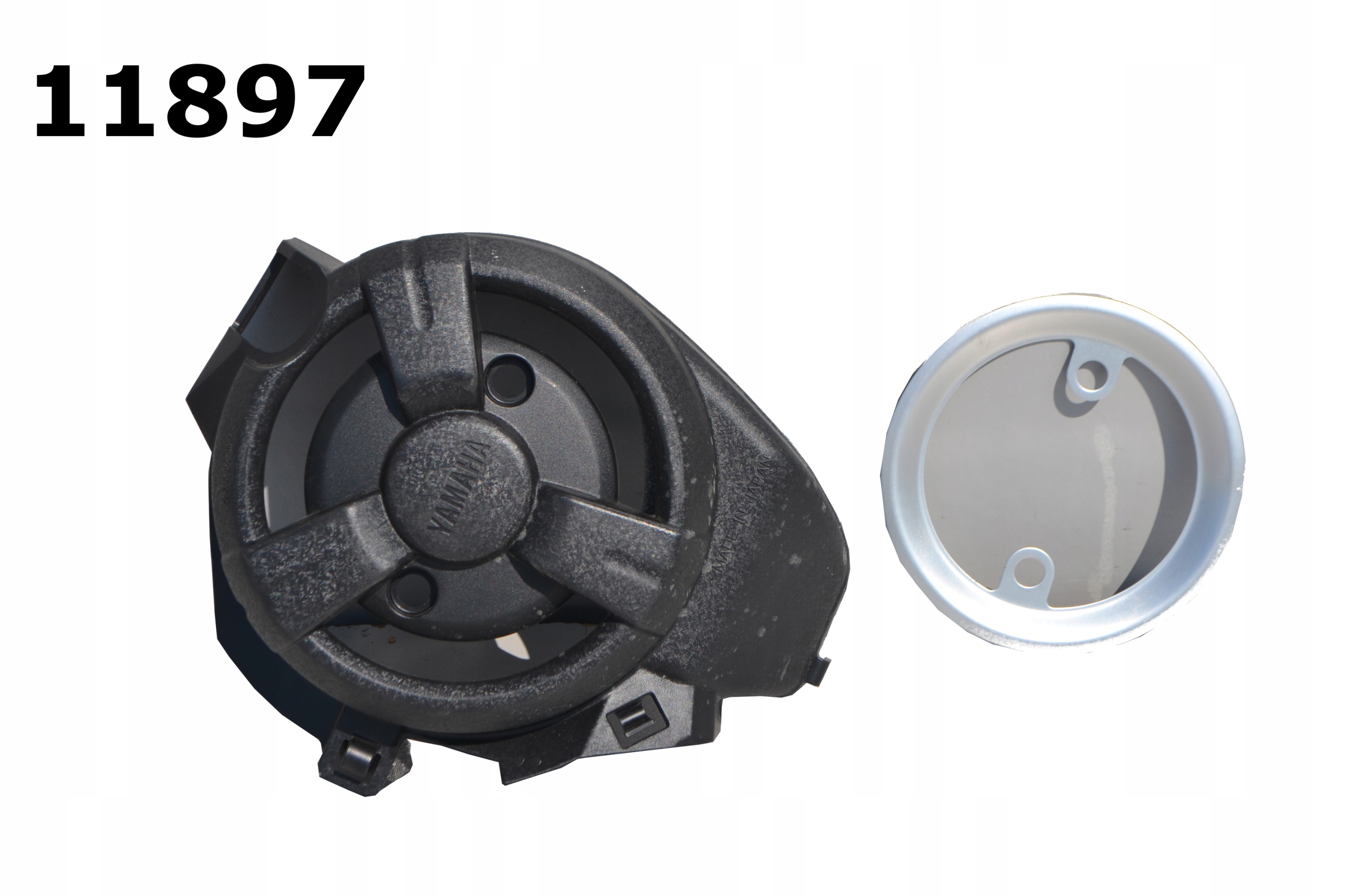 BC3 - кришка капота двигуна Yamaha Tmax T-max 530 DX ліва