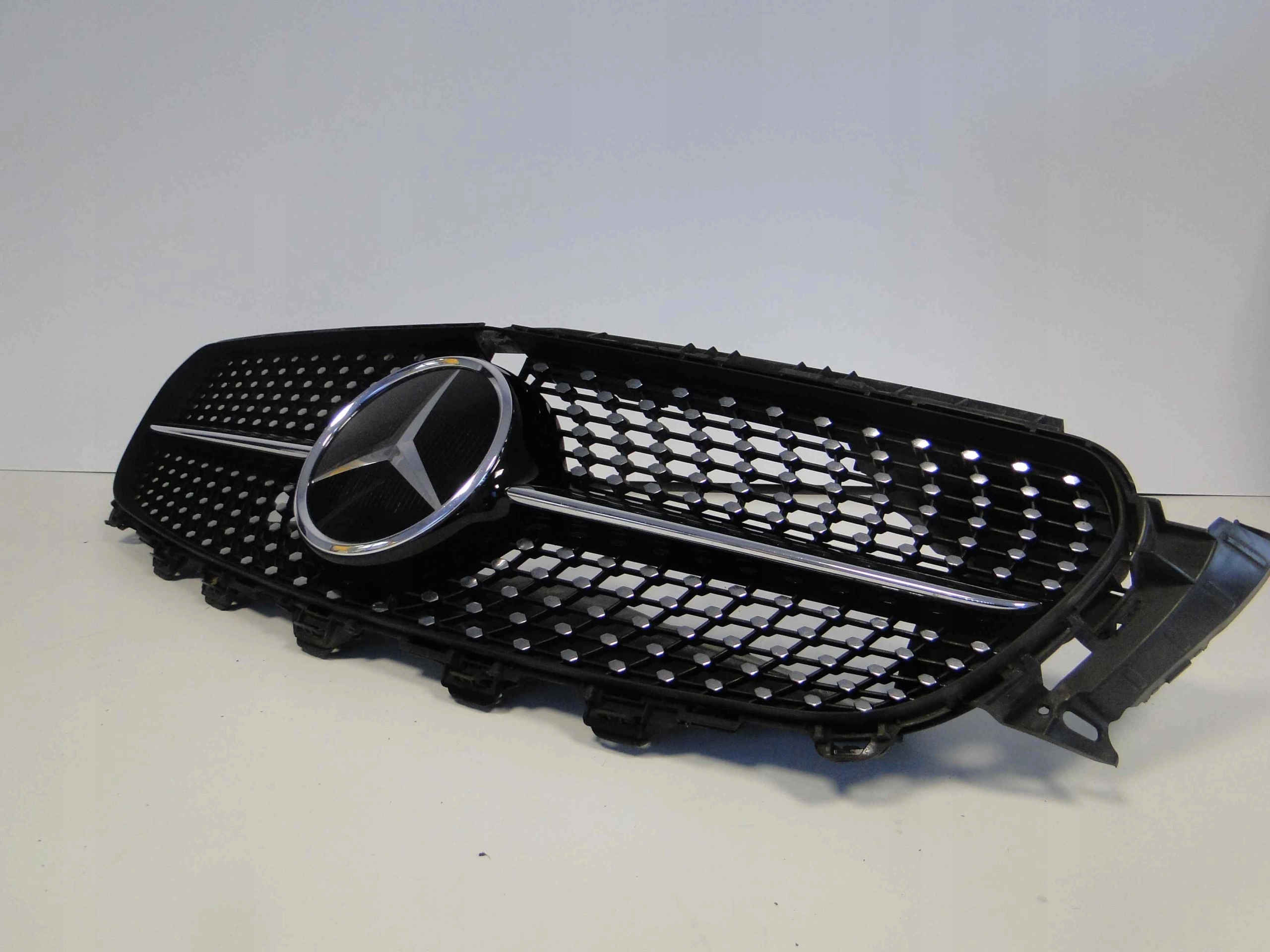 MERCEDES E KLASA 238 COUPE AMG GRILL DIAMENT DISTR Wersja Europejska