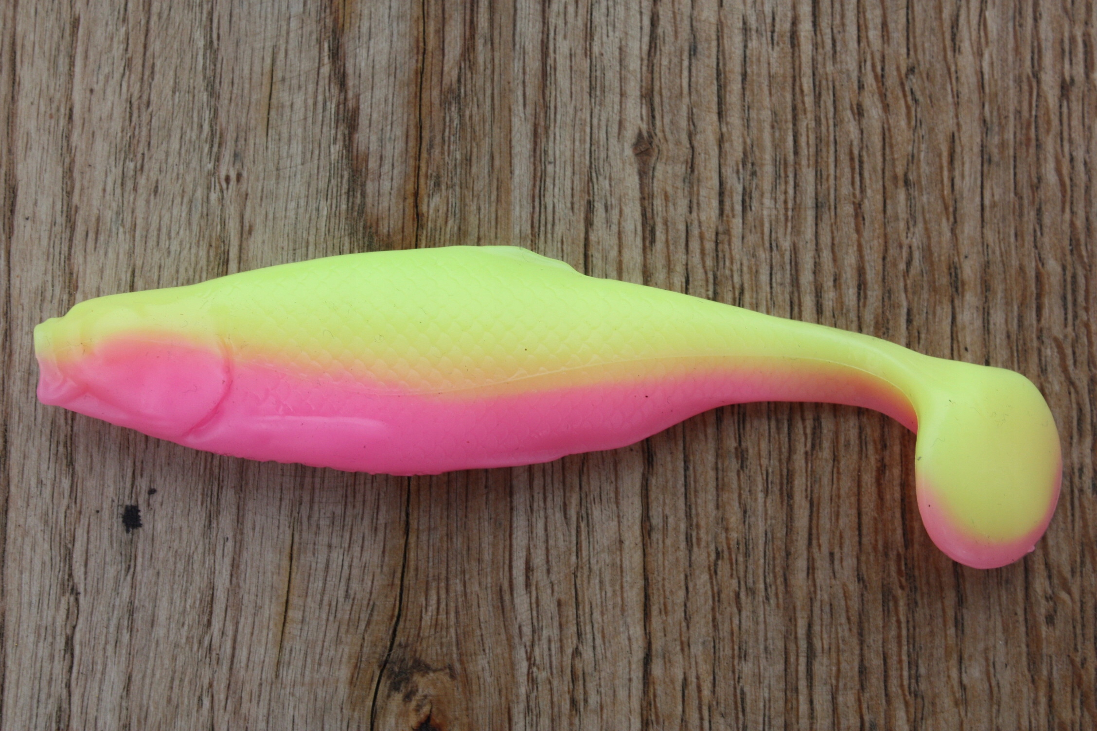 Guma Realistic Shad Matusiak Płoć 7cm nr 018