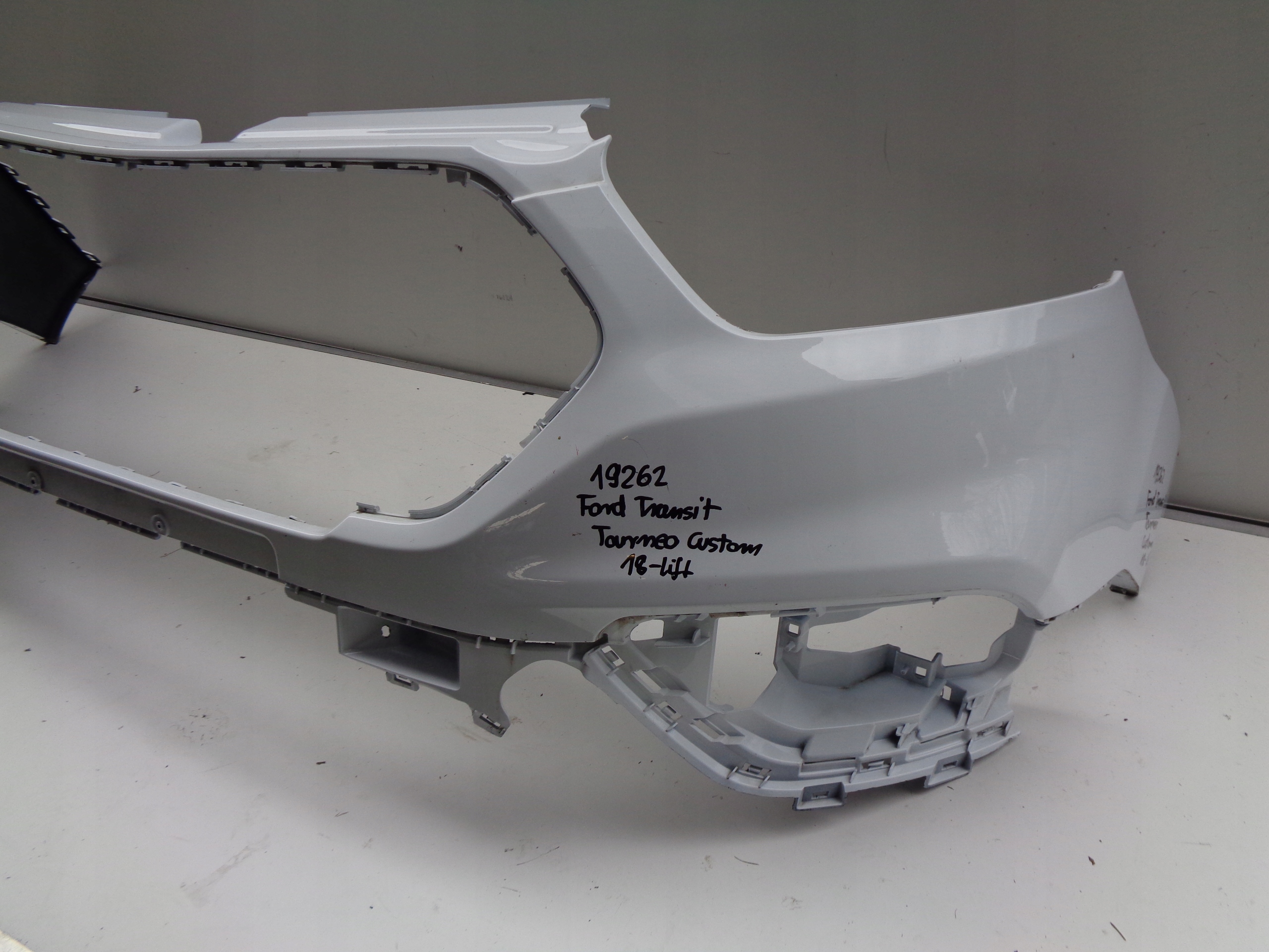 front bumper FORD TRANSIT TOURNEO CUSTOM LIFT