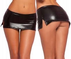 MINI SPODNICZKA Z ROZCIECIAMI ALA LATEX