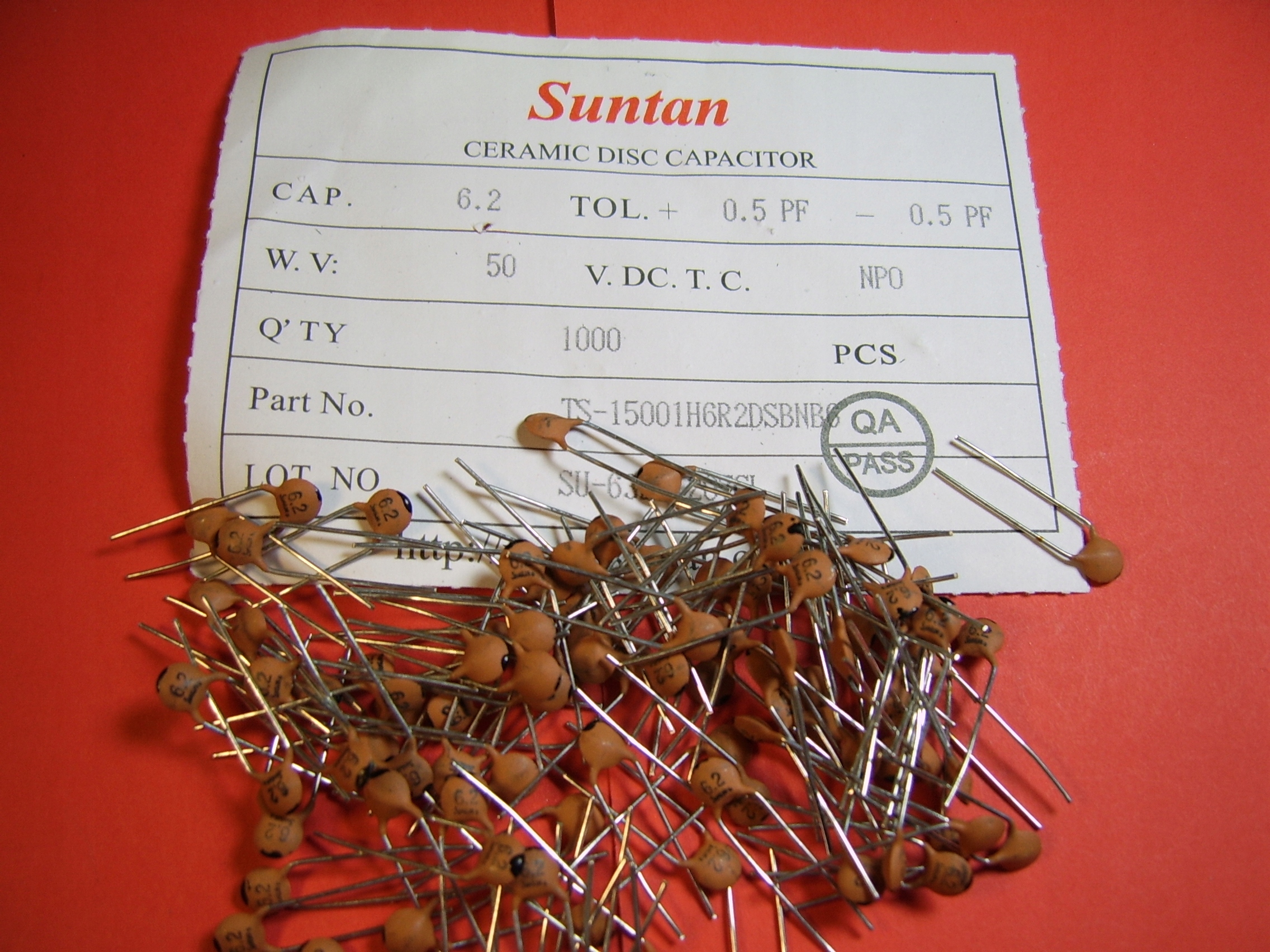 100x 6.2pF 50V +/-0.5pF NP0 kond. ceramiczny Tht