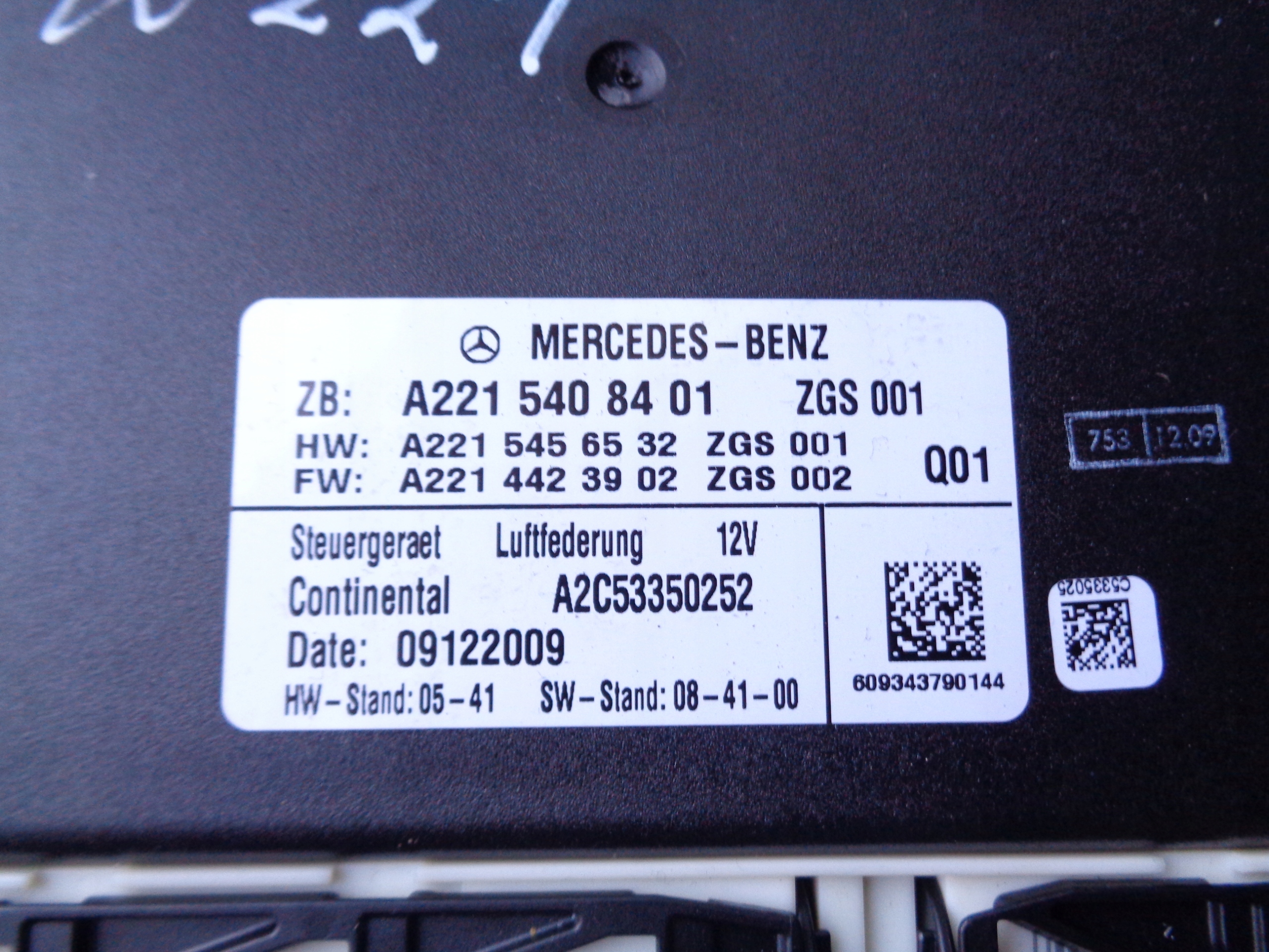 673e70654d76ba70edd2f5975855