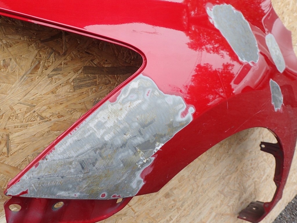 fender left front front TOYOTA AURIS 1 and LIFT