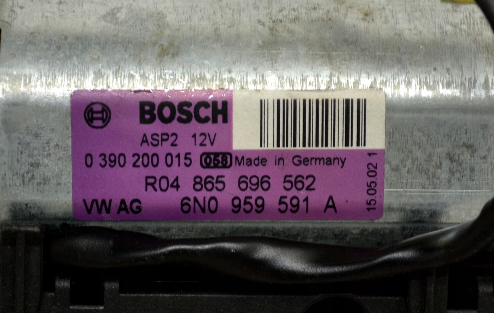 ДВИГАТЕЛЬ ЛЮКА POLO 0390200015 6N0959591A