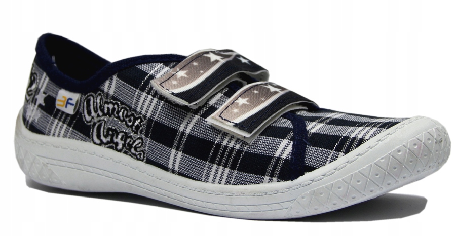 

3f Buty trampki Petunia 3 kapcie Polskie r 31 %%%