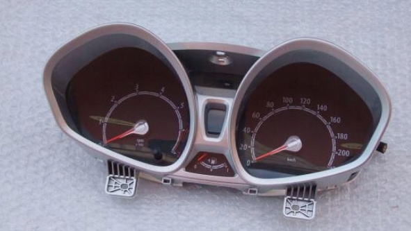 FORD Fiesta 2012r MK7 спидометр 8A6T -10849-YL