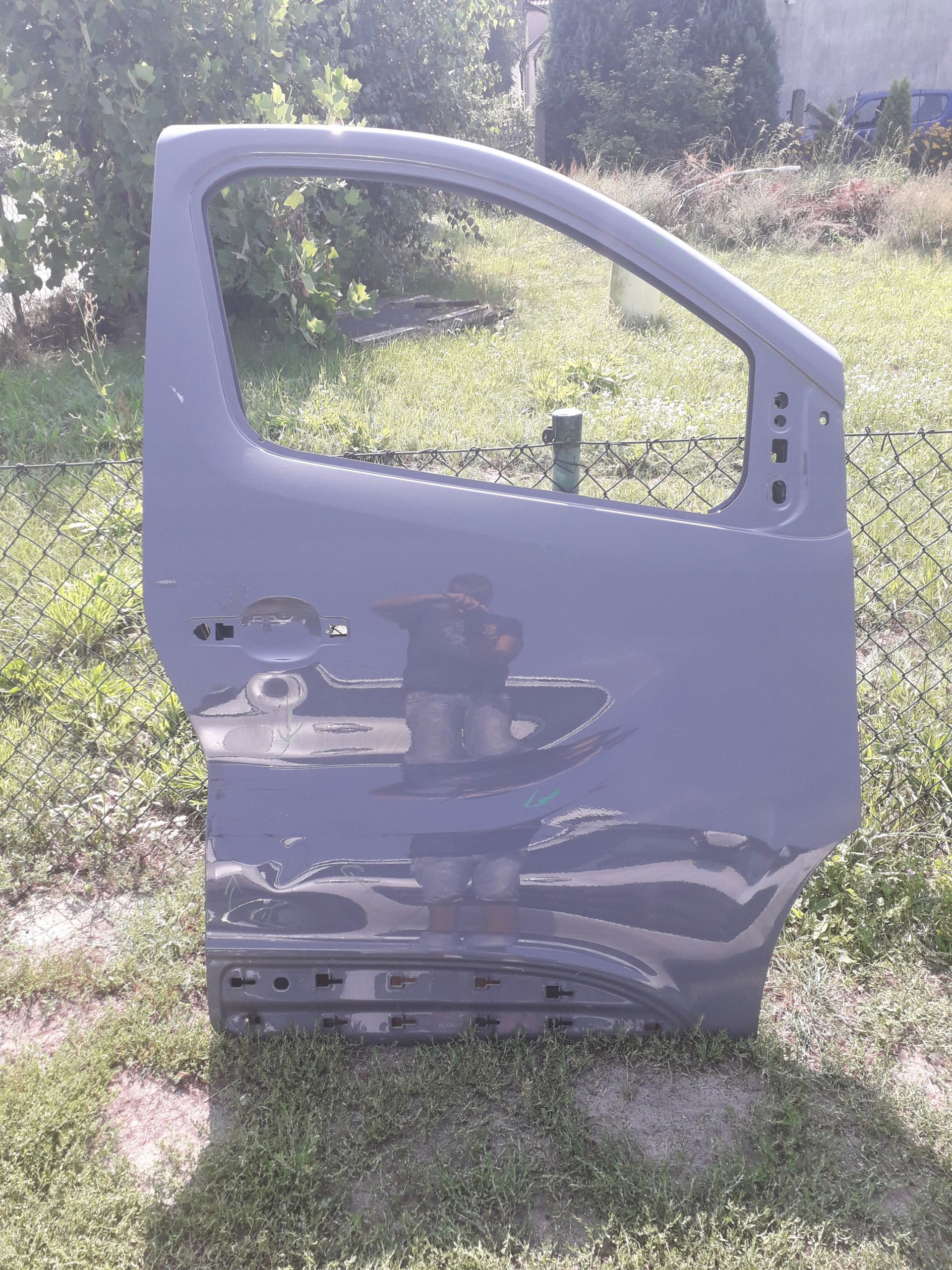 дверь renault TRAFIC III VIVARO TALENTO 14- правая
