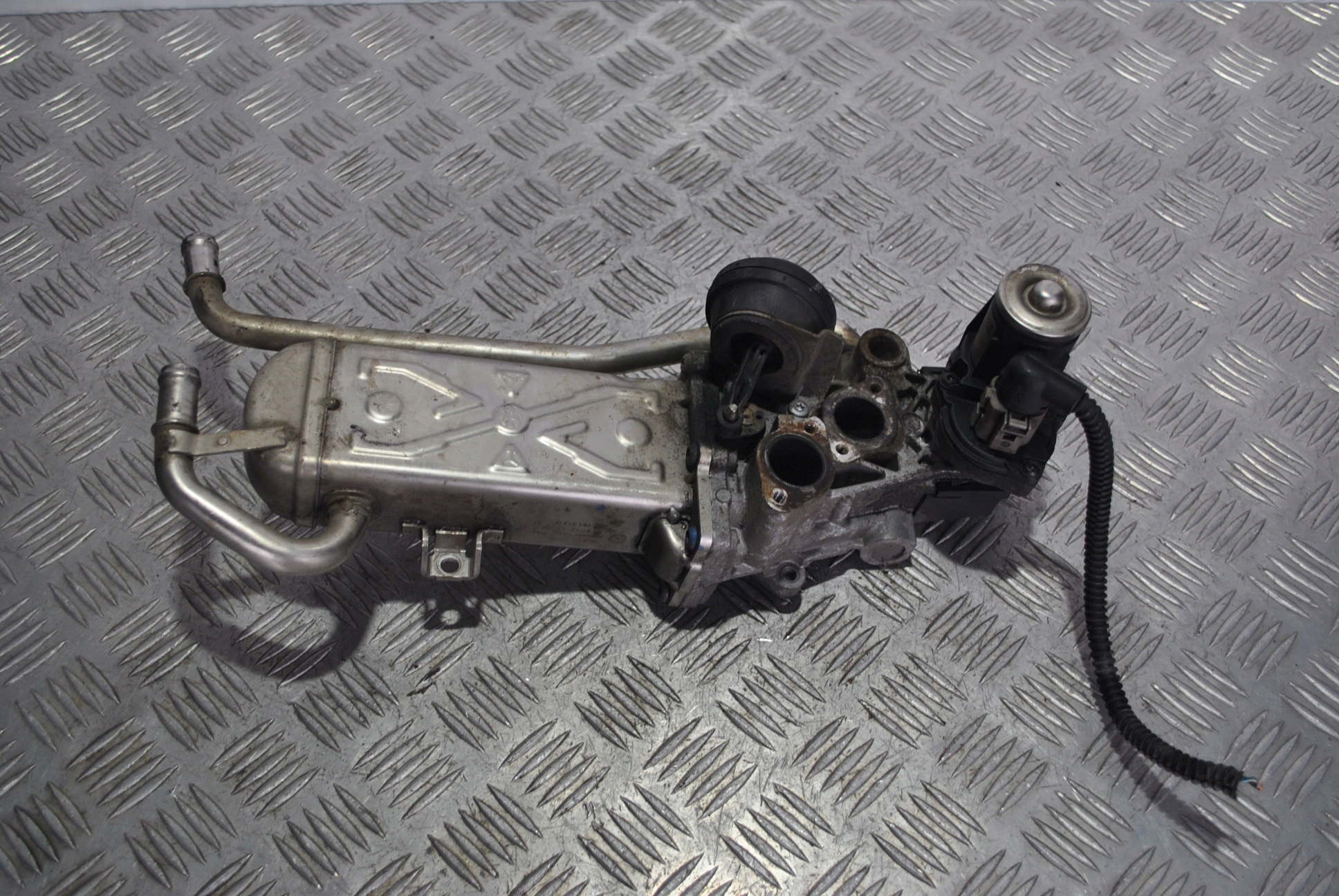 03P191512D - РАДИАТОР EGR + EGR 1.2 TDI CFW SEAT IBIZA 6J