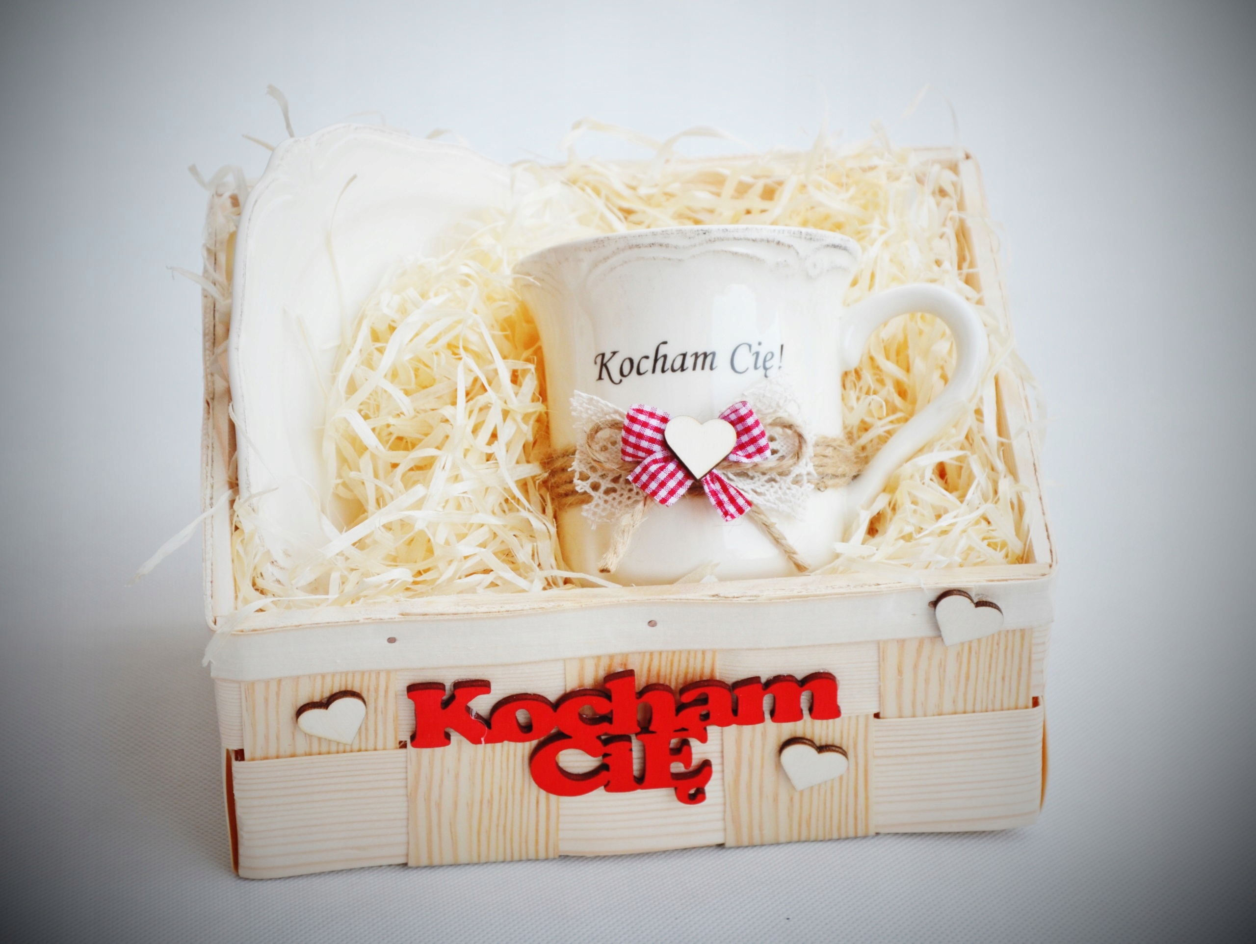 Elegancki Prezent na WALENTYNKI Kubek PORCELANA Rodzaj kubek walentynkowy