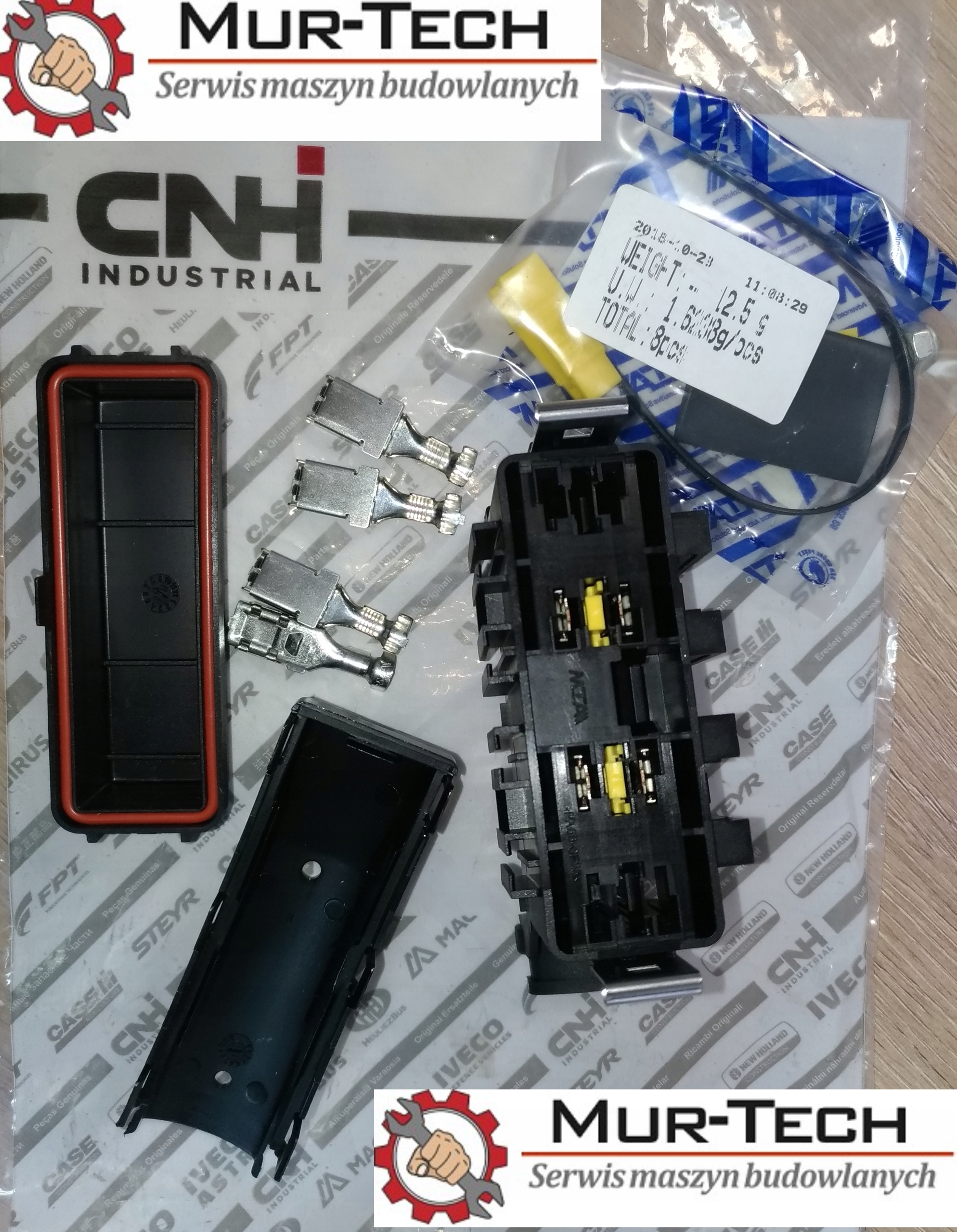 gniazdo bezpieczników Case 580SR, 695SR, NH B110