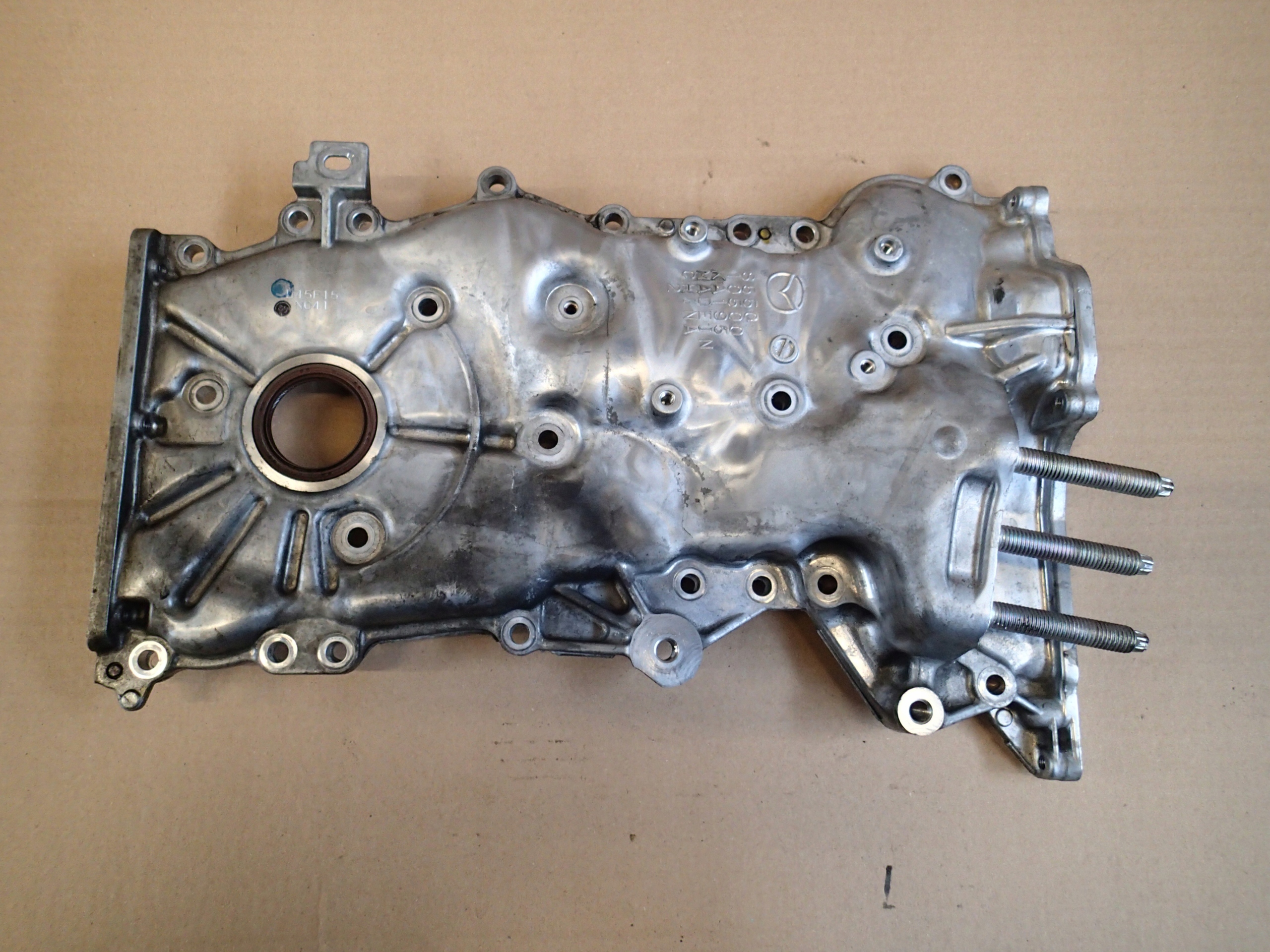 КОЖУХ КОЖУХ ГАЗОРОЗПОДІЛЬНОГО МЕХАНІЗМУ MAZDA CX3 1.5 D