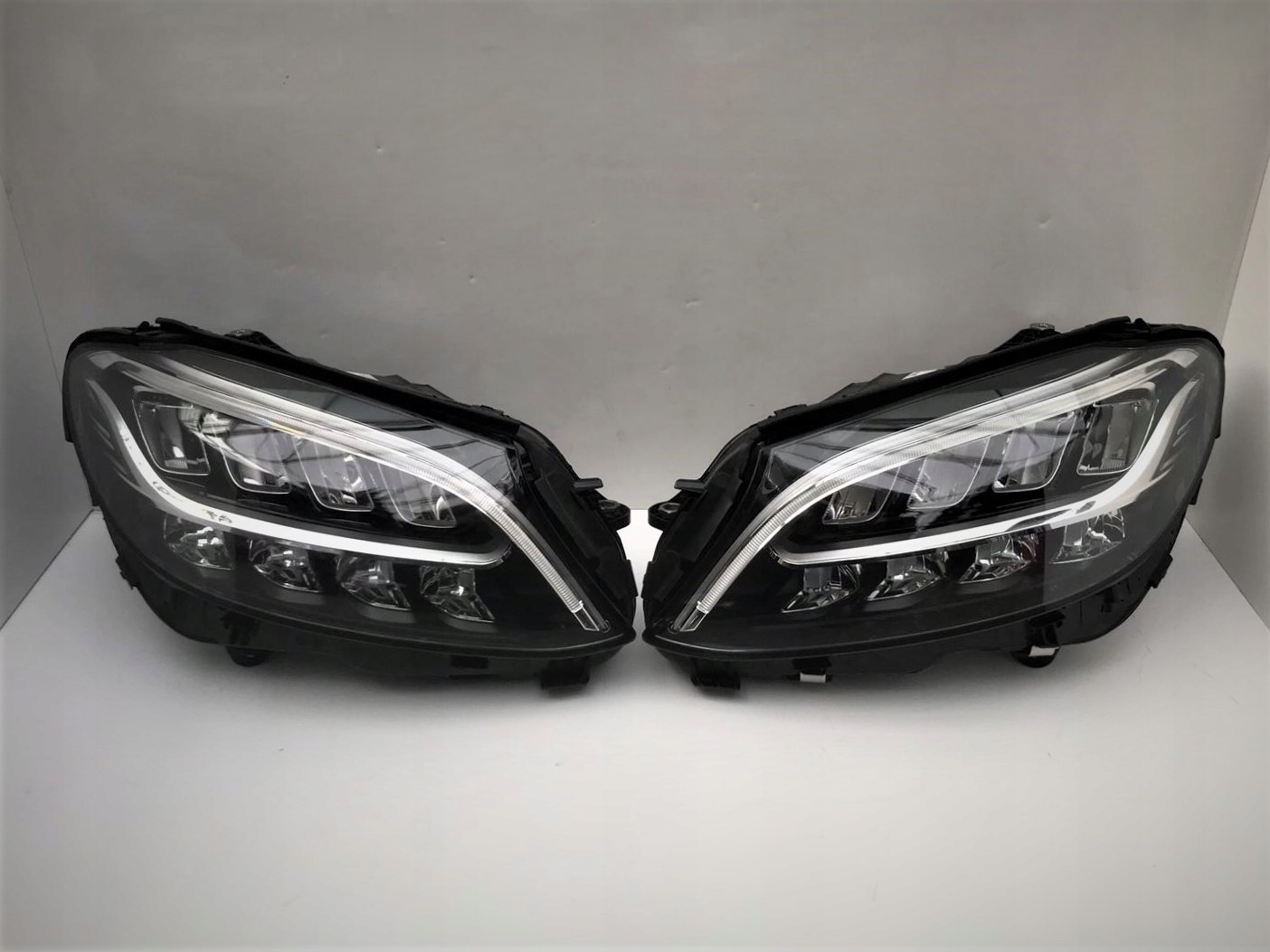 MERCEDES C KLASA W205 LIFT LED PERFORMANCE KOMPLET