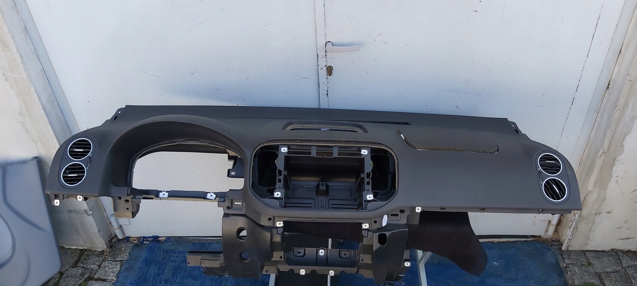 VW GOLF V VI PLUS DESKA KONSOLA