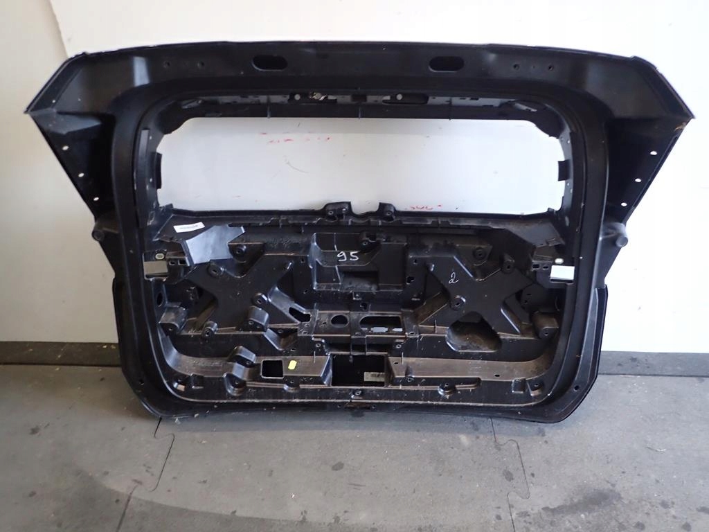 Klapa PEUGEOT 3008 5008 II 16- Producent części Peugeot OE