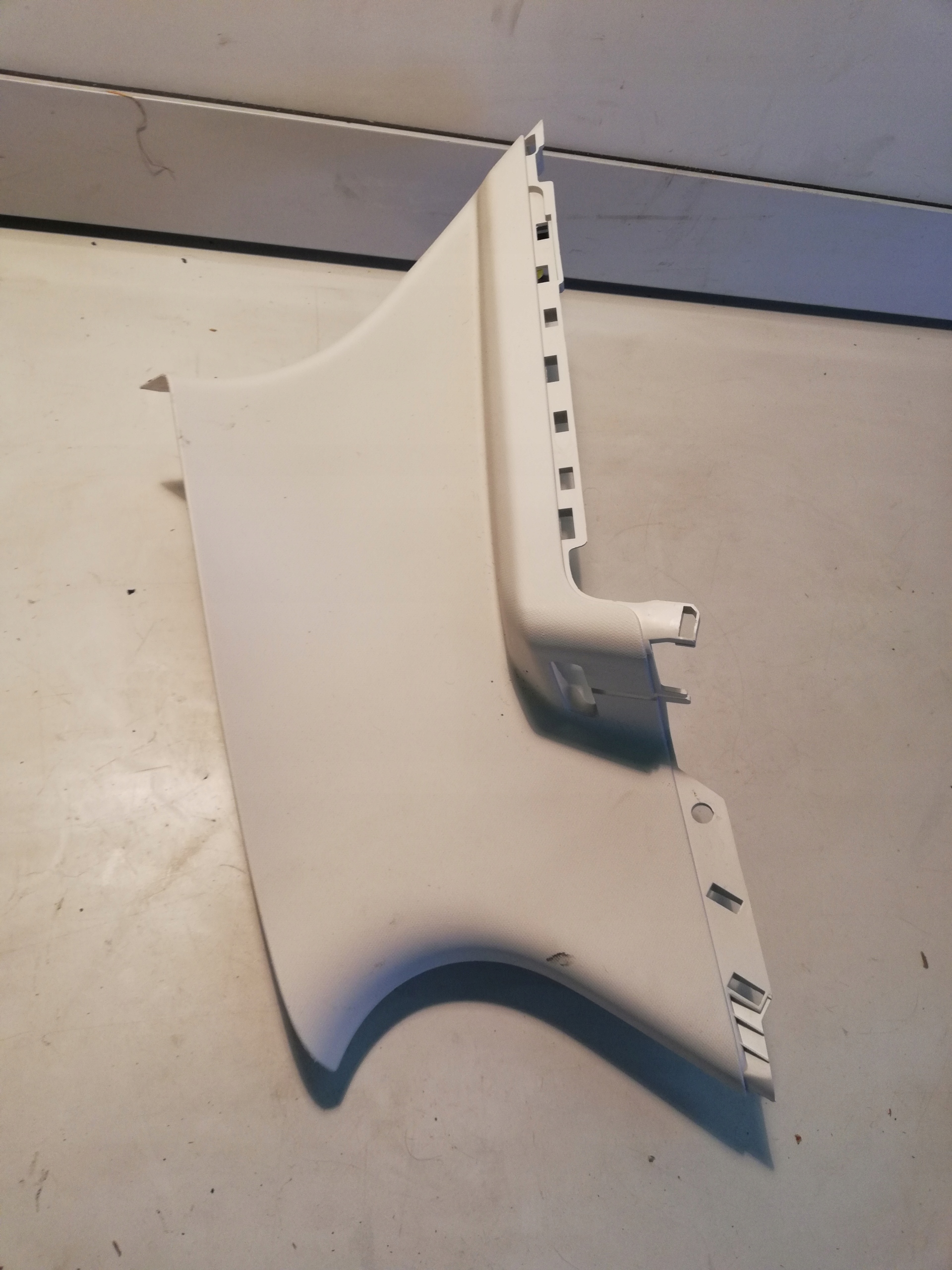 FORD FOCUS MK4 TAPICERKA OSŁONA SŁUPKA PRAWA