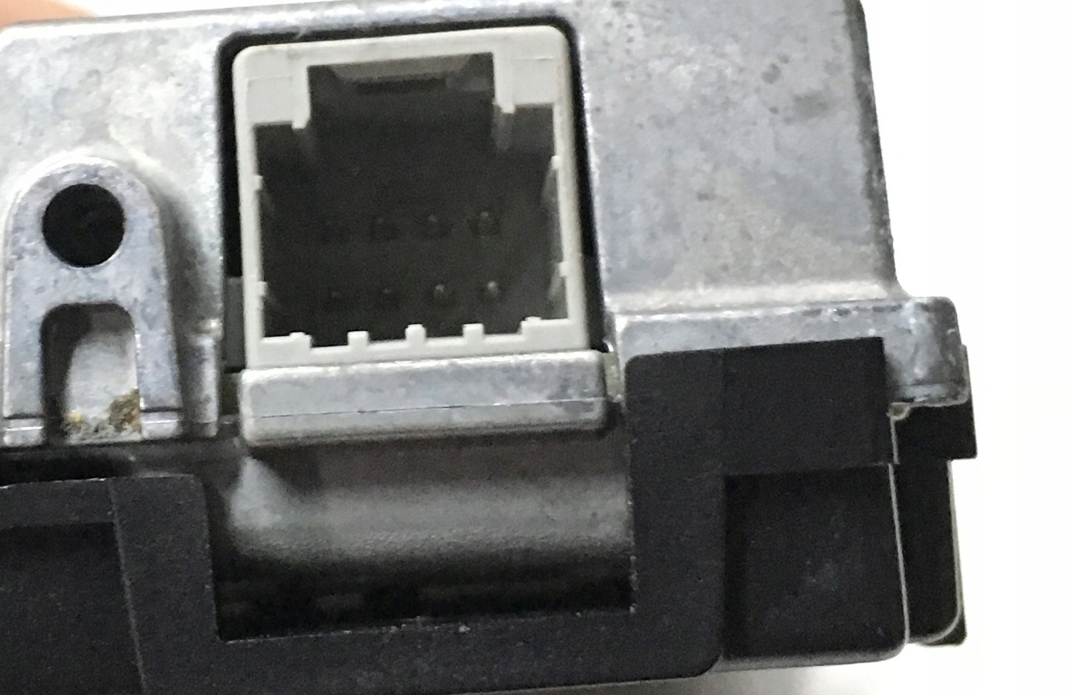 284624085R - РАДАР-ДАТЧИК ОКНА ПЕРЕДНЕЙ КАМЕРЫ RENAULT MEGANE IV