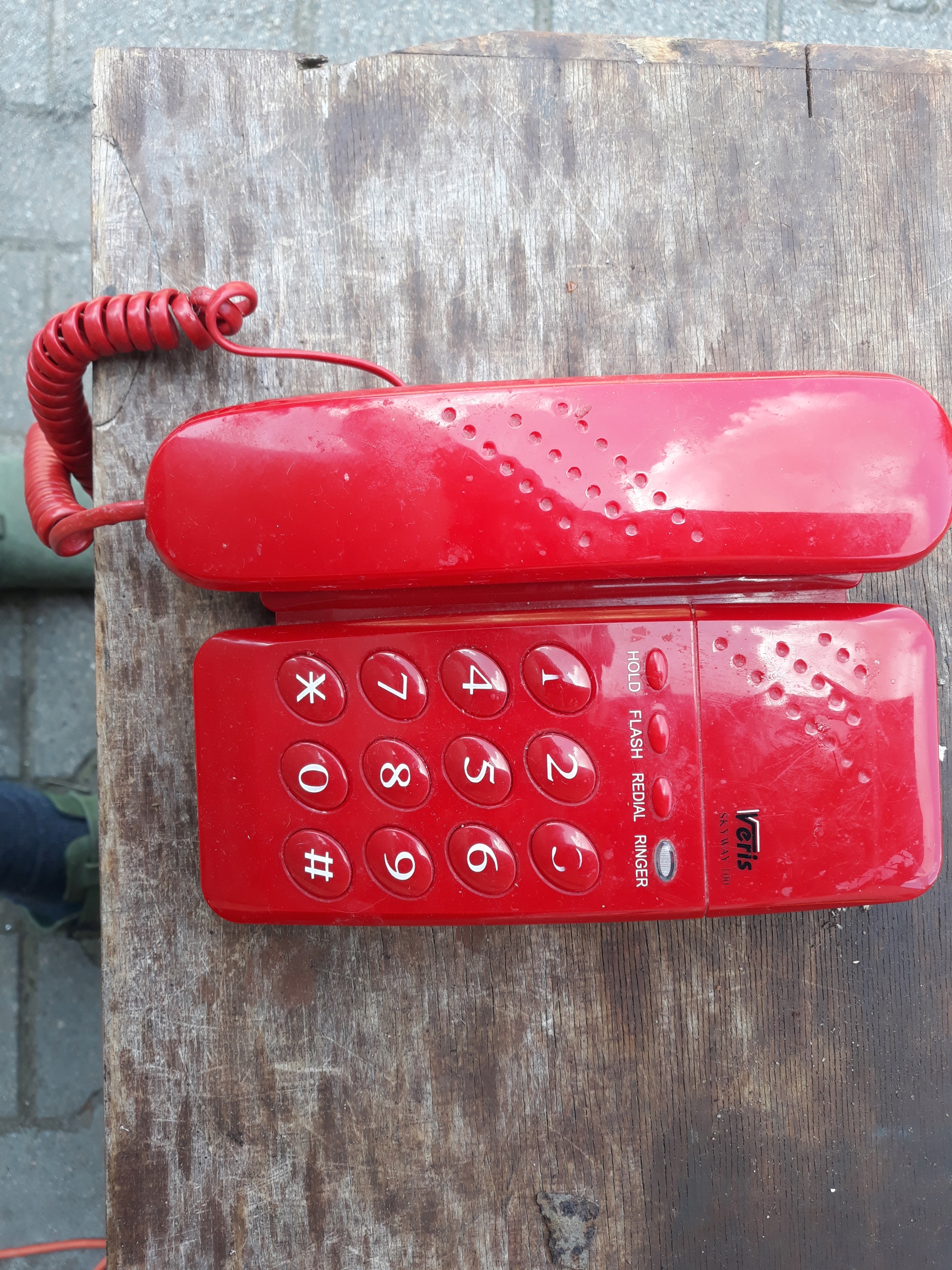 stary telefon logowy