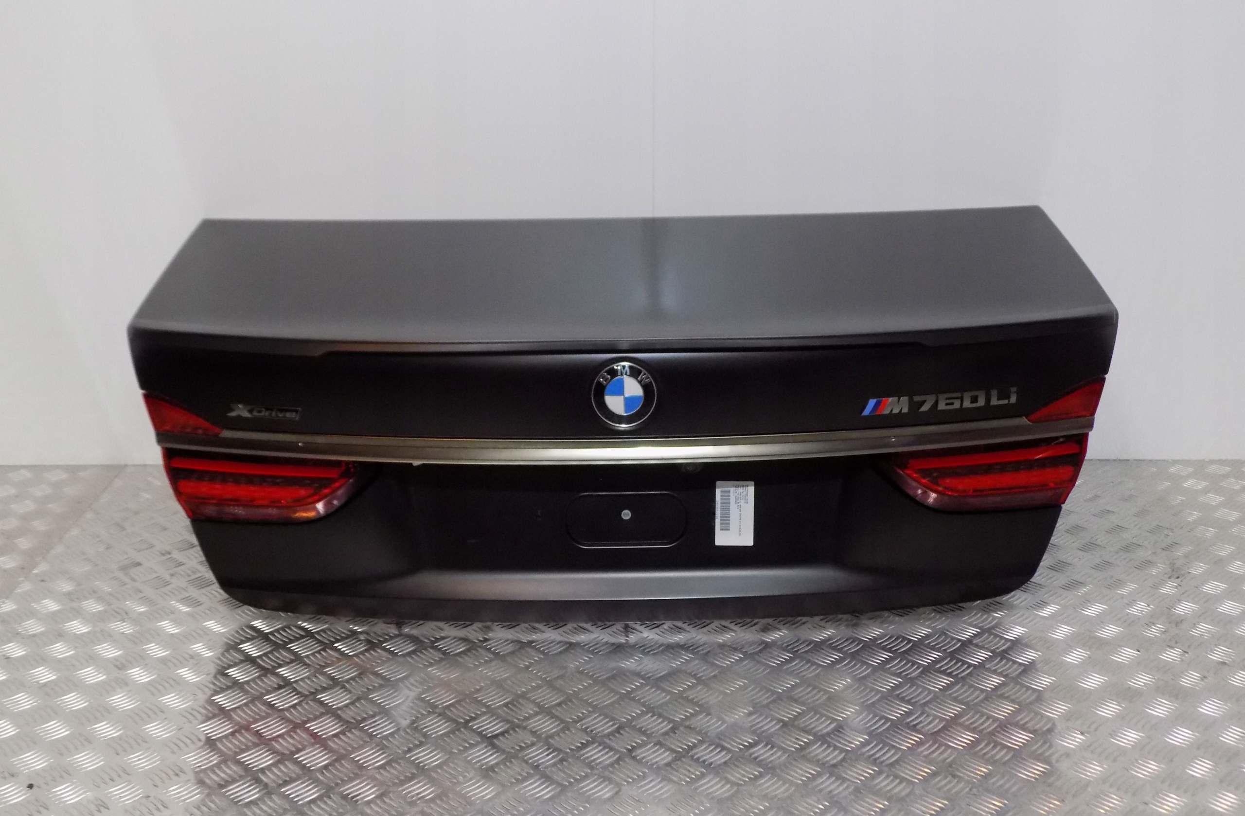 BMW G11 G12 KLAPA BAGAŻNIKA KAMERA LAMPY M-PAK 490 Numer katalogowy części G11 KLAPA