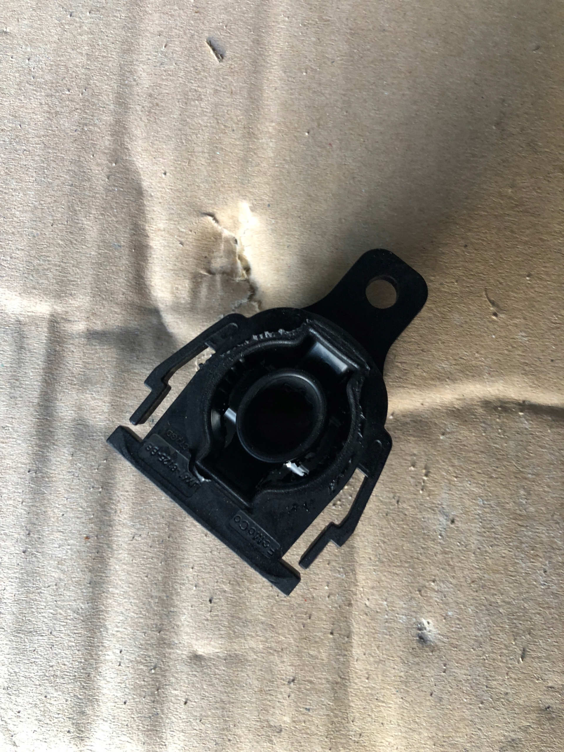 FORD FOCUS MK4 WKŁADKA UCHWYT MOCOWANIE CHŁODNICY