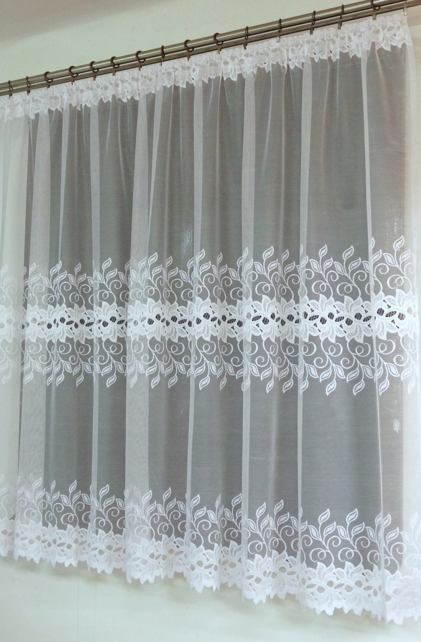 Mg Záclona žakárová 648/107 400X180 hotová Bt