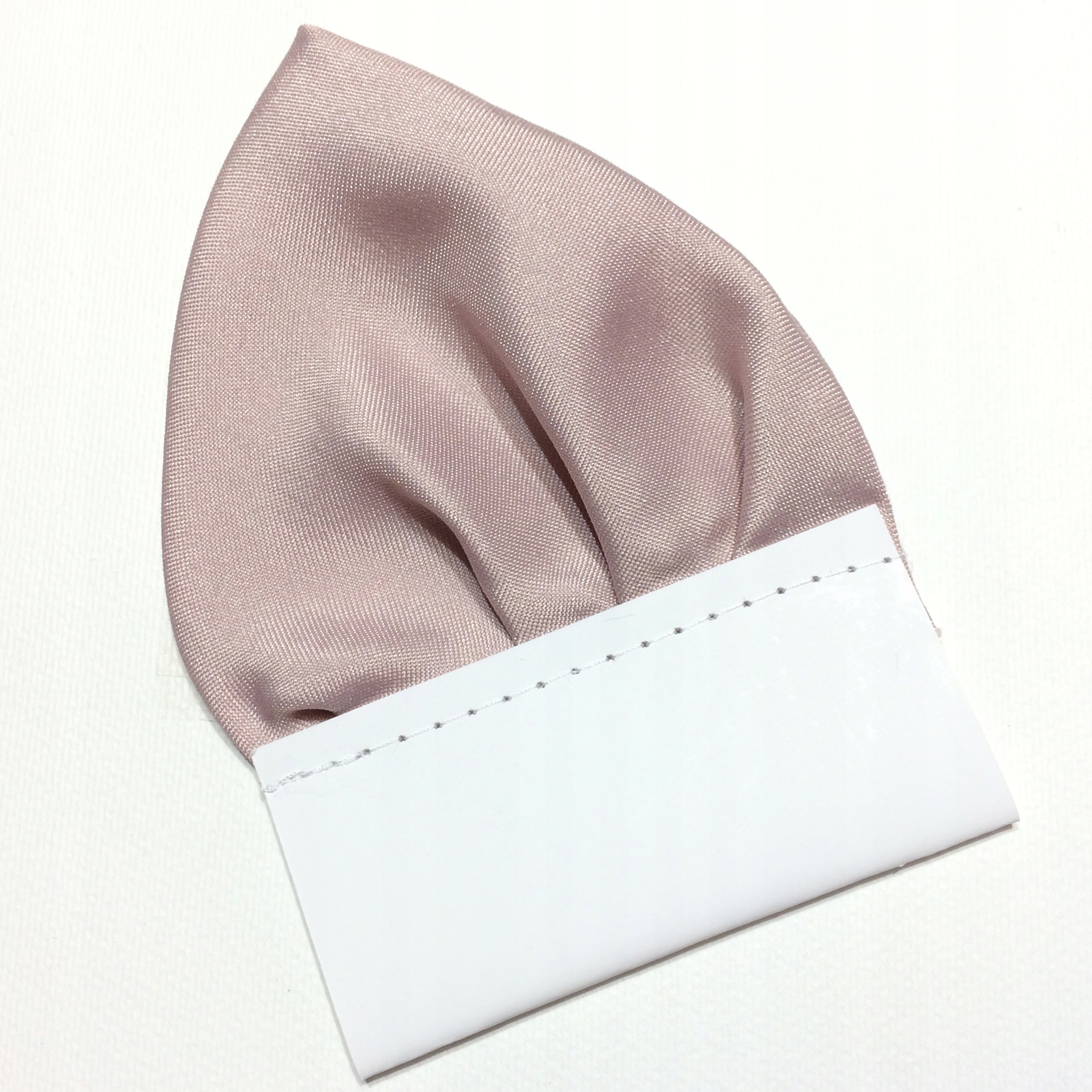 

Pudrowa Różowa Poszetka Wypustka Chusteczka