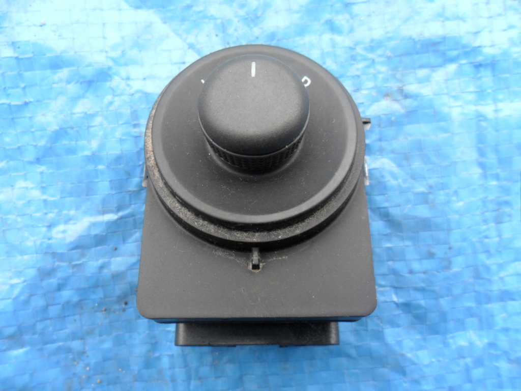 OPEL-CZĘŚCI | Insignia A Panel przełącznik lusterek 13271827