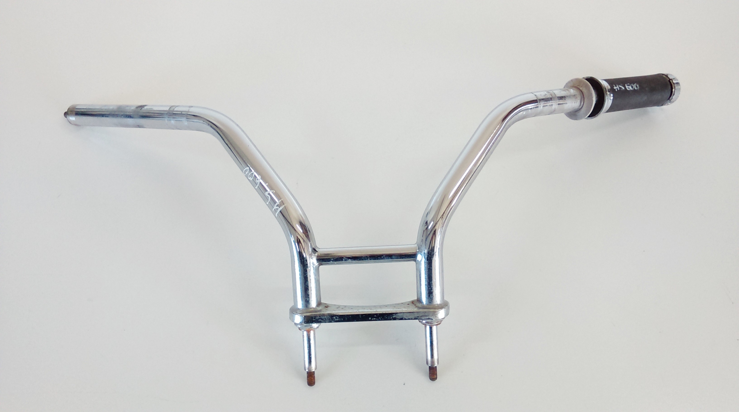 123451003 - Honda SHADOW VT 600 кермо