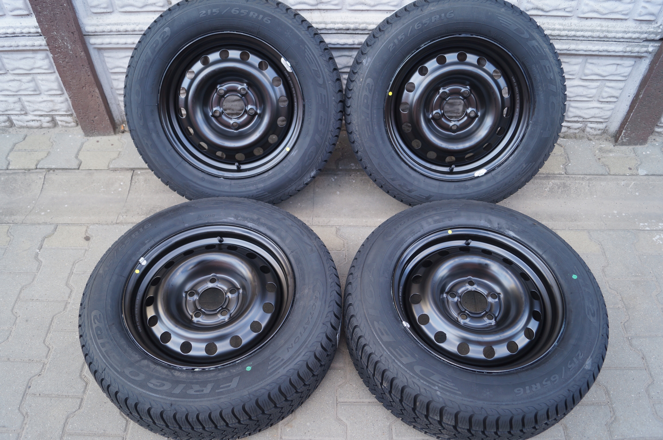 NISSAN QASHQAI DACIA DUSTER KOŁA 215/65R16 DĘBICA